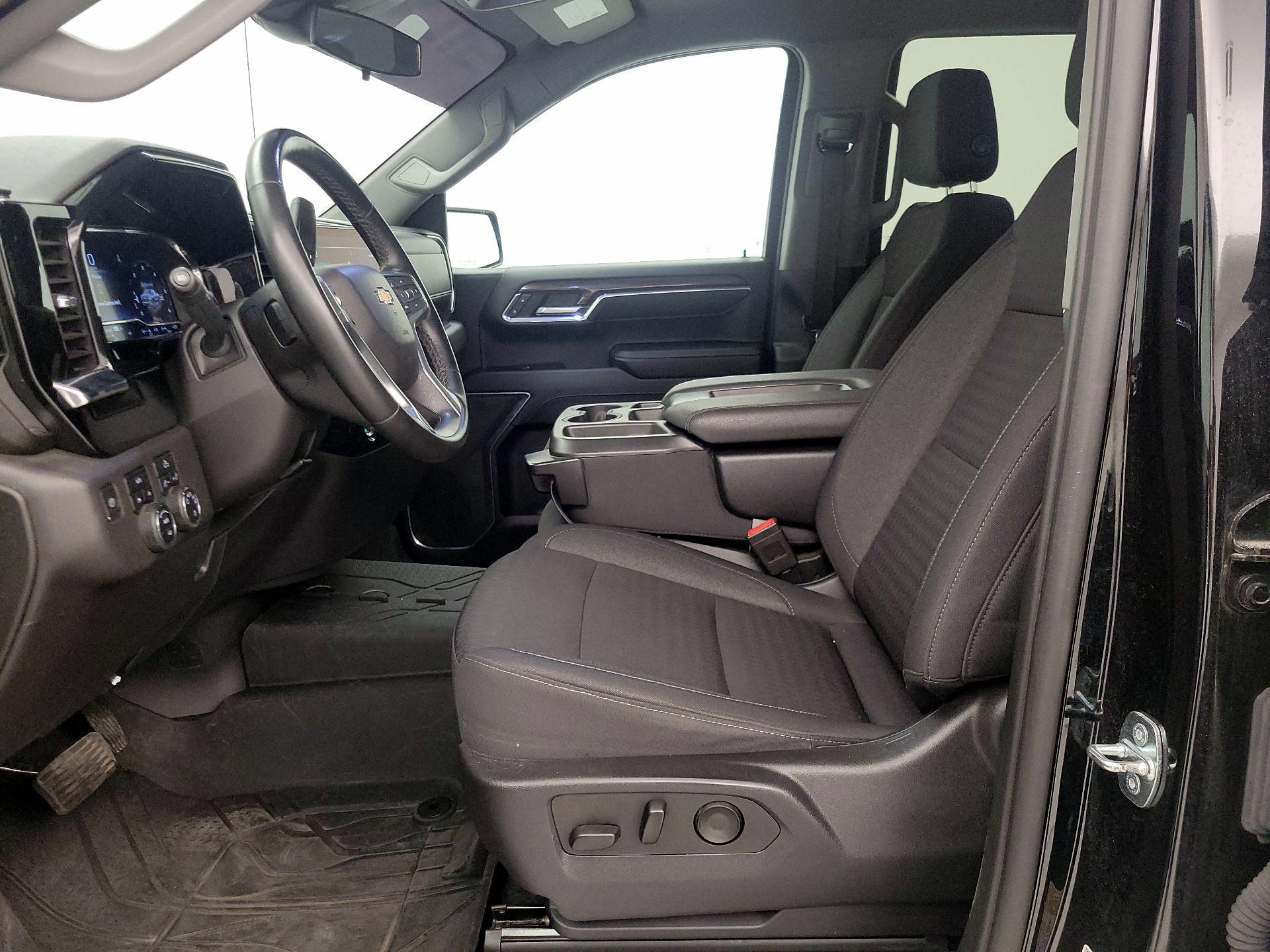 Thumbnail: 2023 Chevrolet Silverado 1500 - 11