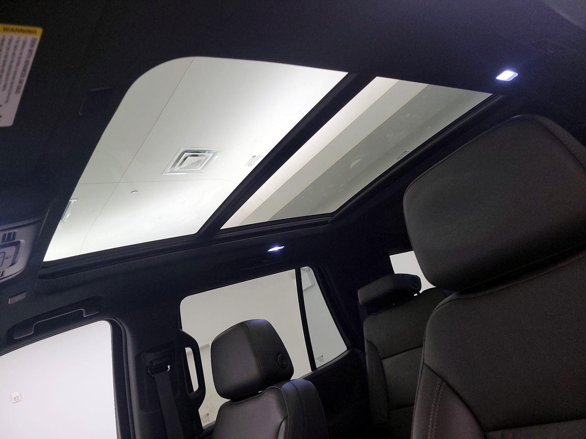 Thumbnail: 2021 Chevrolet Tahoe - 19
