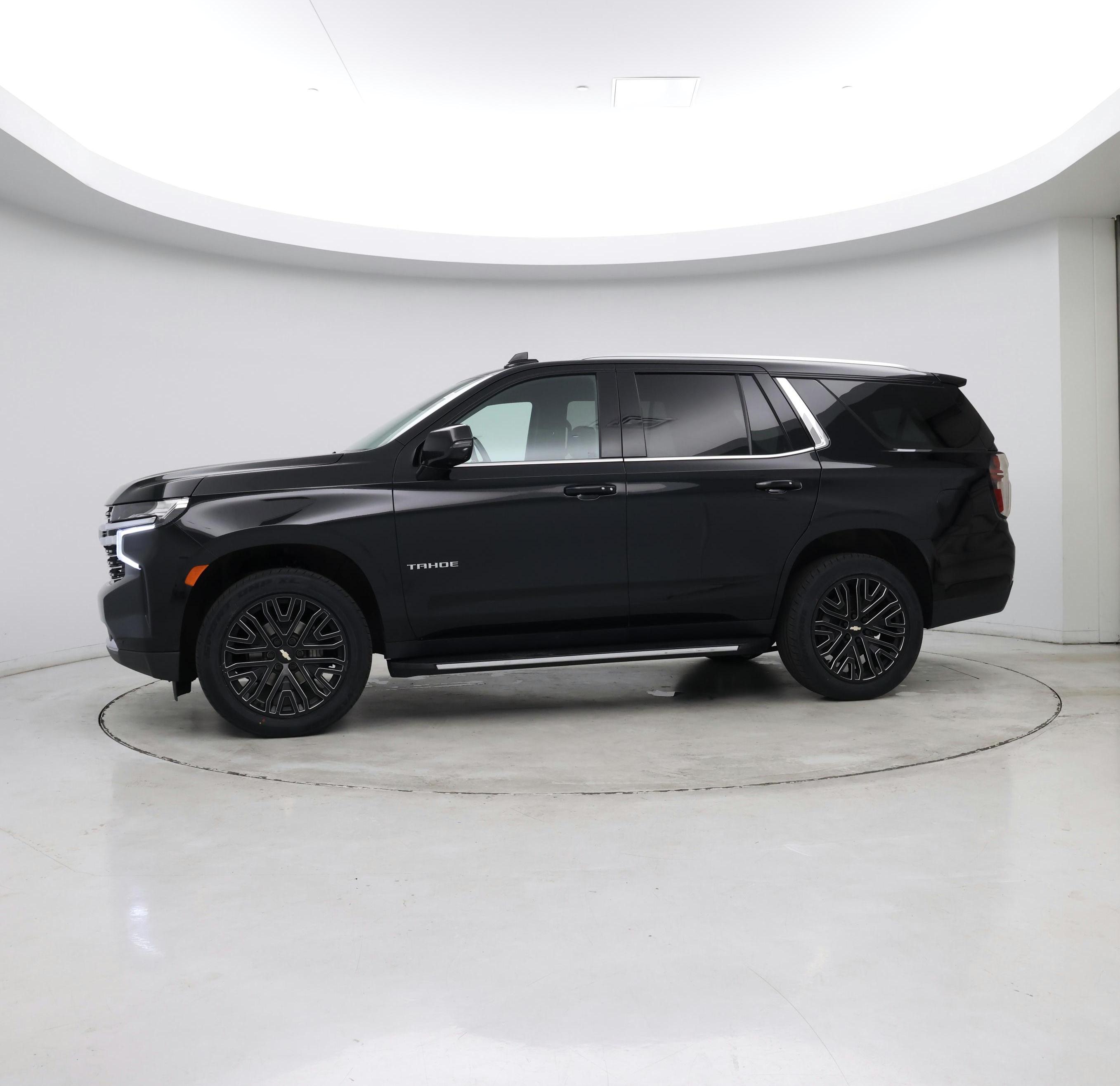 Thumbnail: 2021 Chevrolet Tahoe - 4