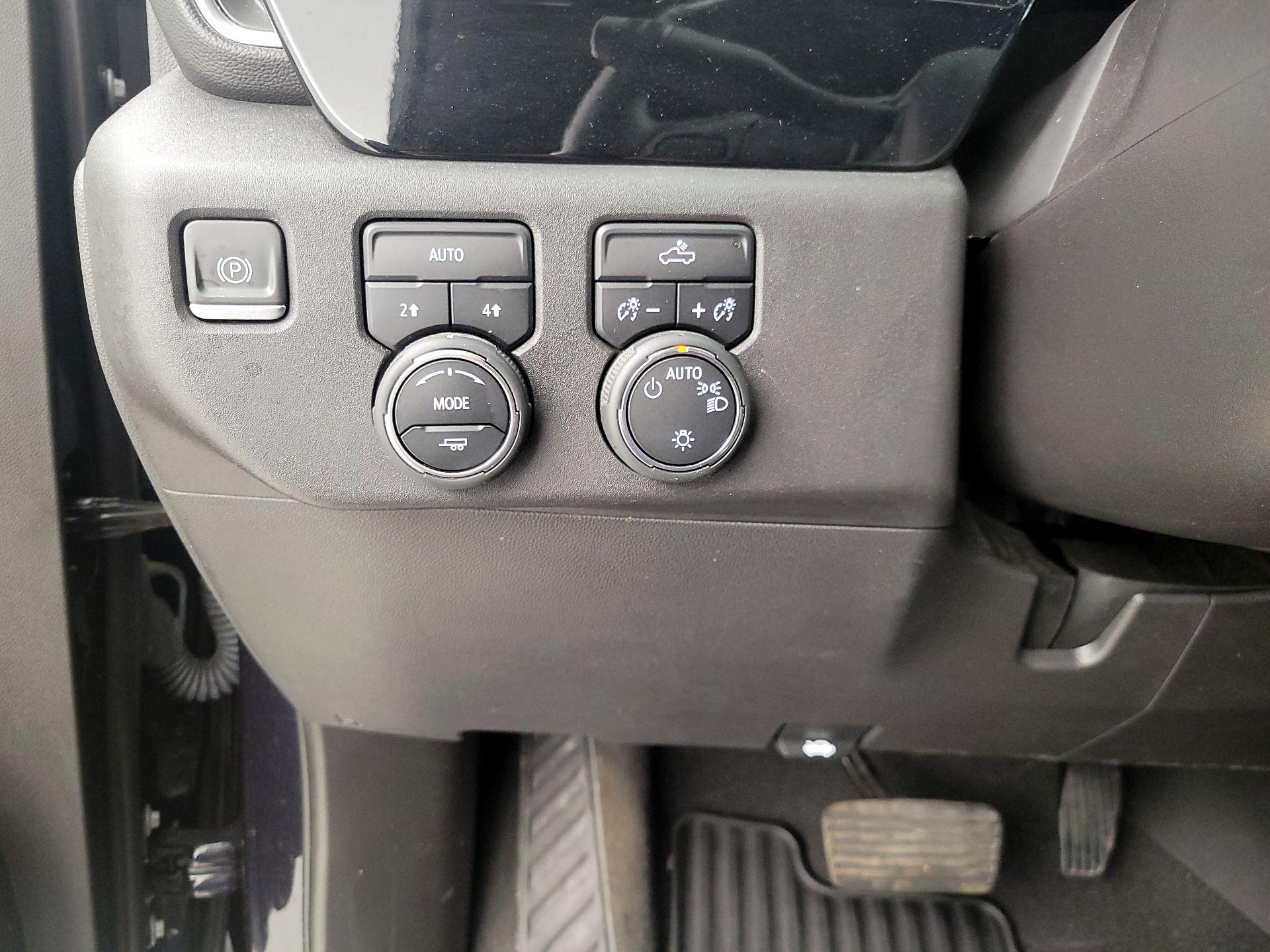 Thumbnail: 2024 Chevrolet Silverado 1500 - 13