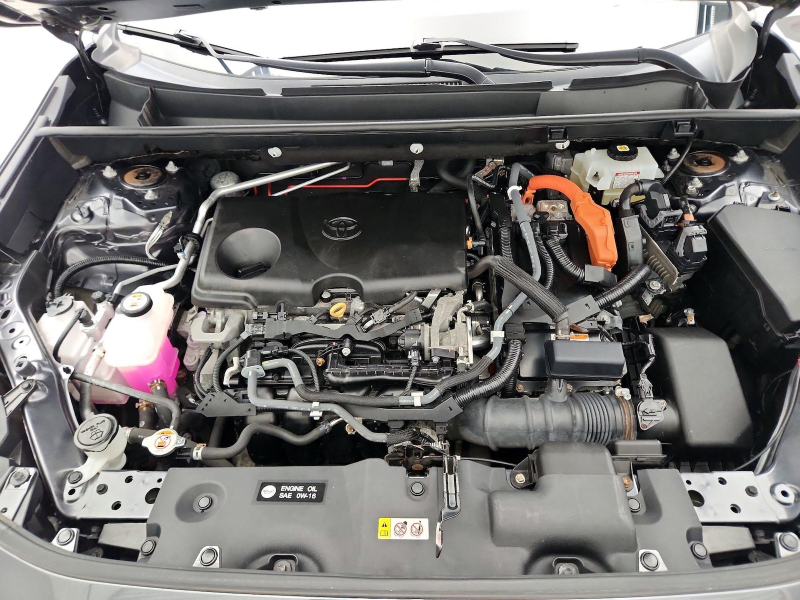 2021 Toyota RAV4 LE - Photo 22