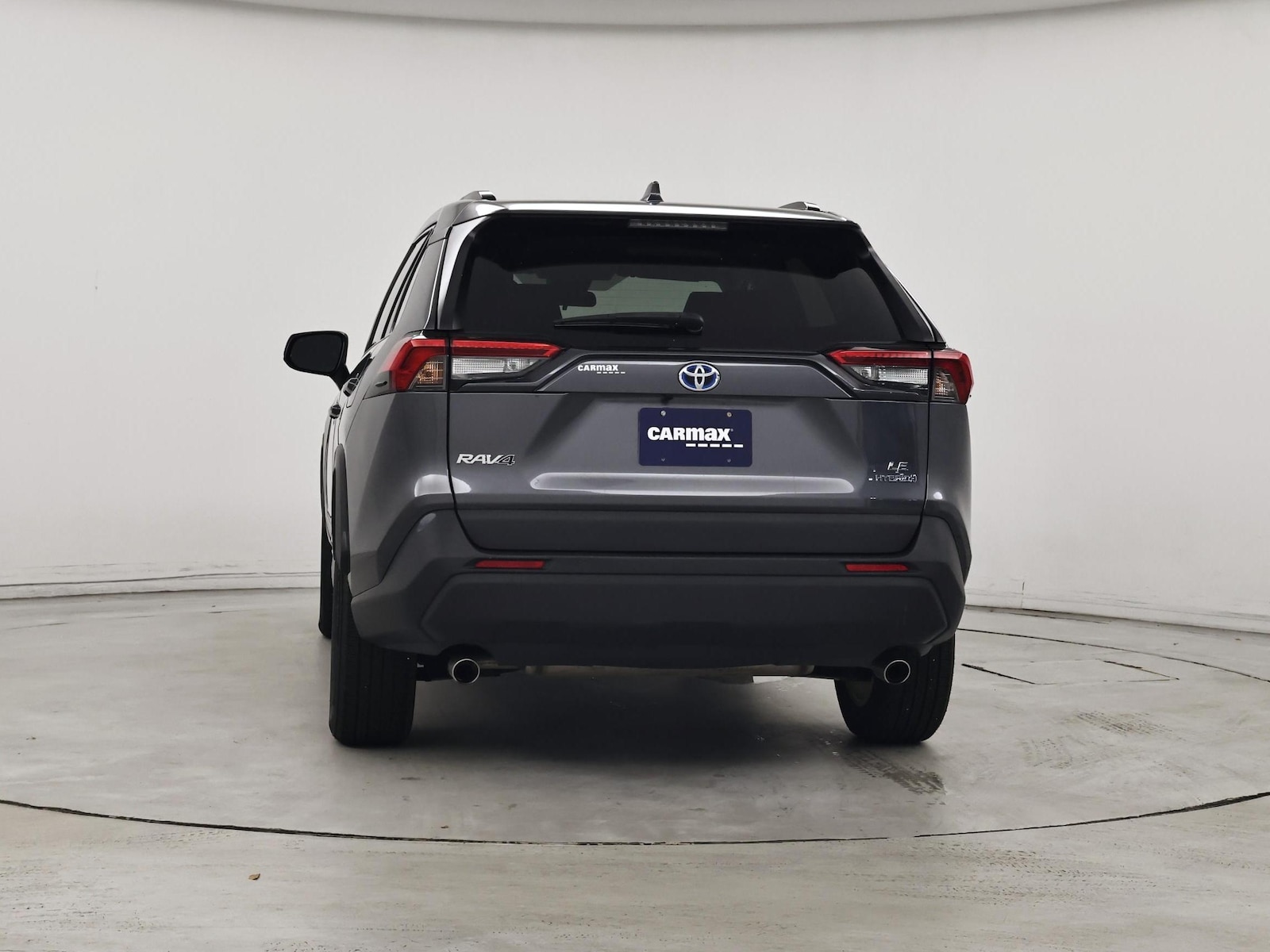 2021 Toyota RAV4 LE - Photo 7
