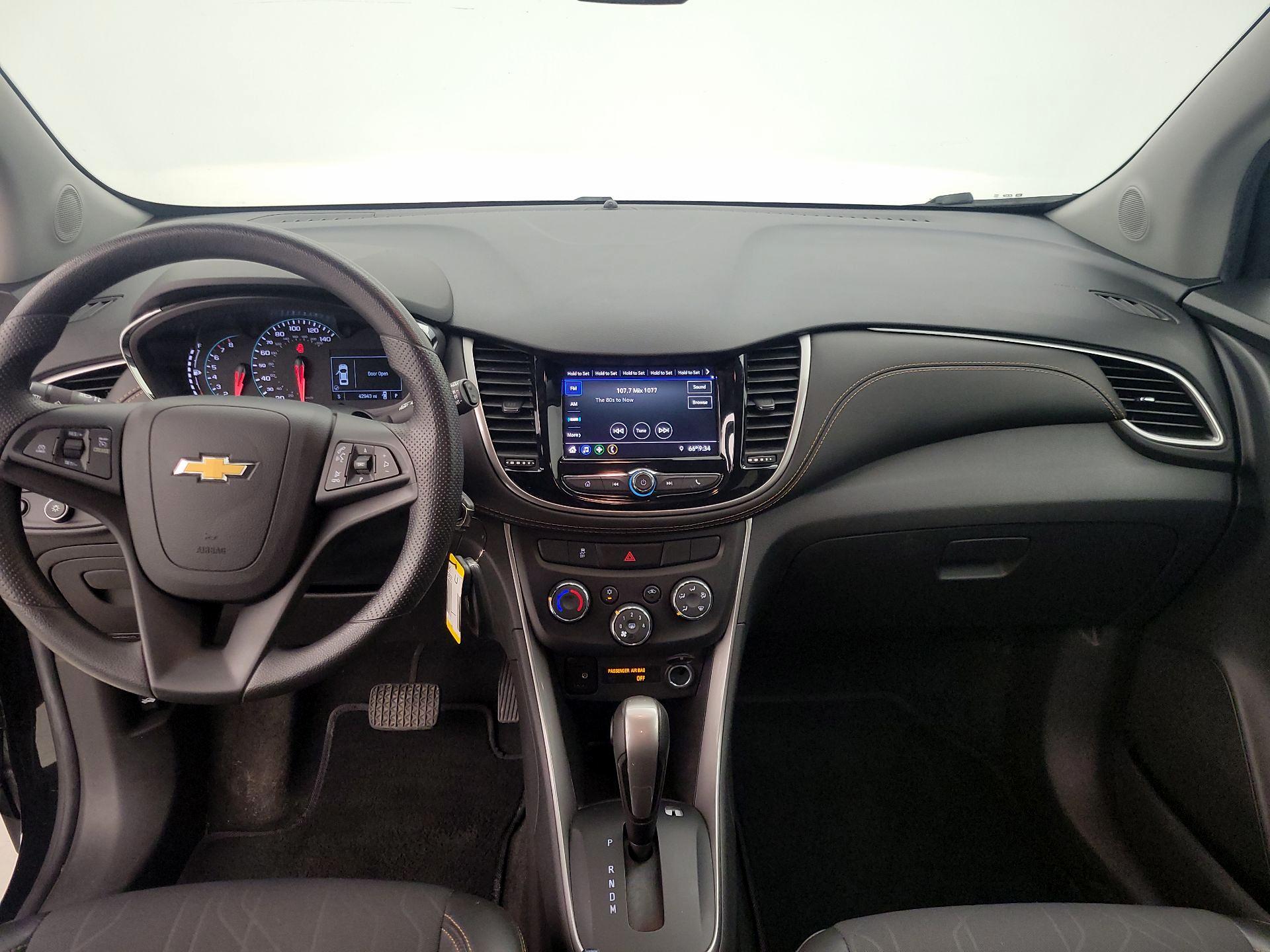 Thumbnail: 2021 Chevrolet Trax - 9