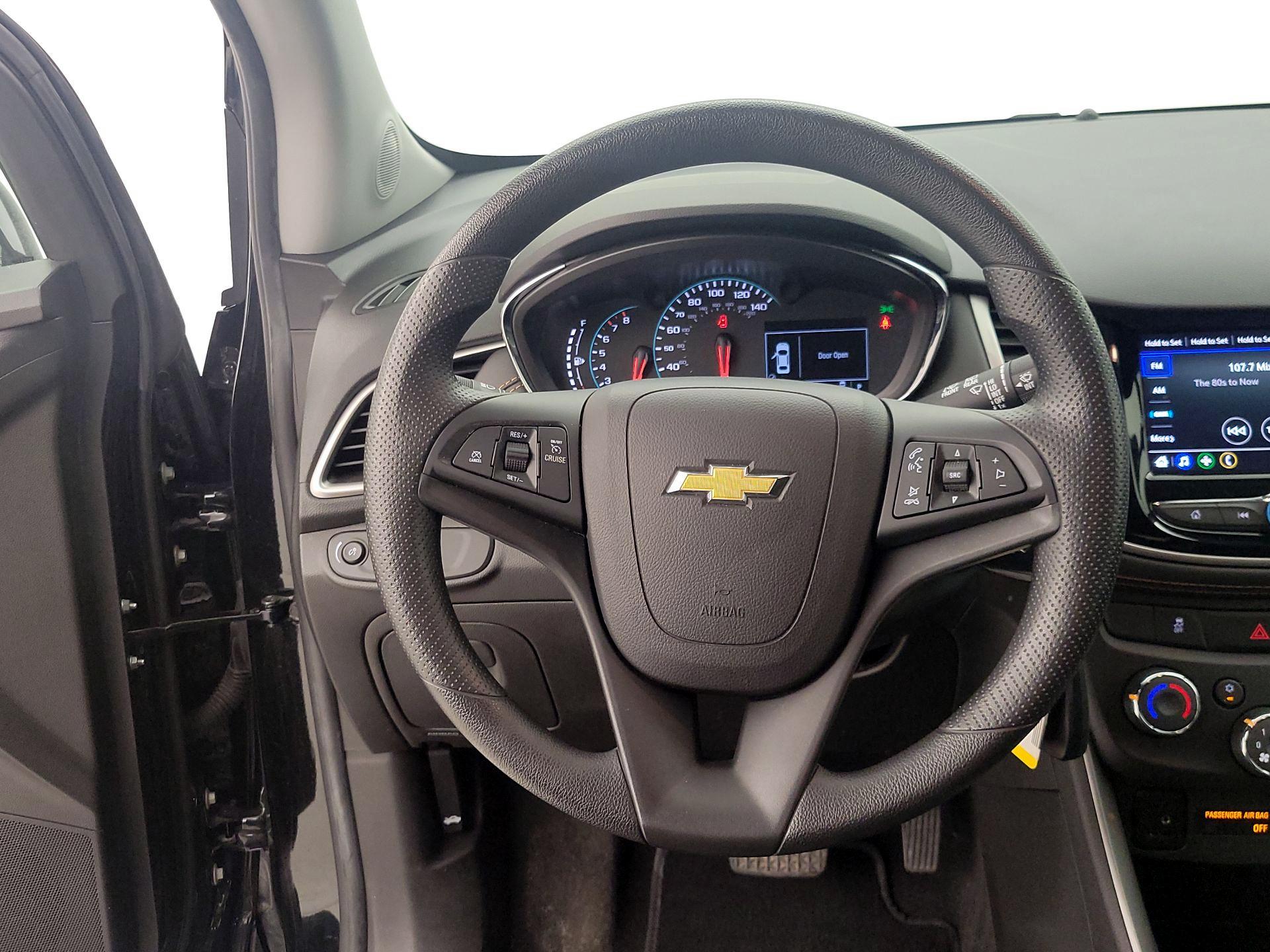 Thumbnail: 2021 Chevrolet Trax - 10