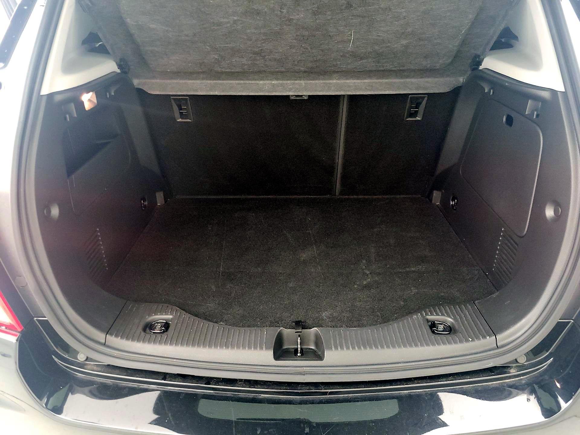 Thumbnail: 2021 Chevrolet Trax - 20