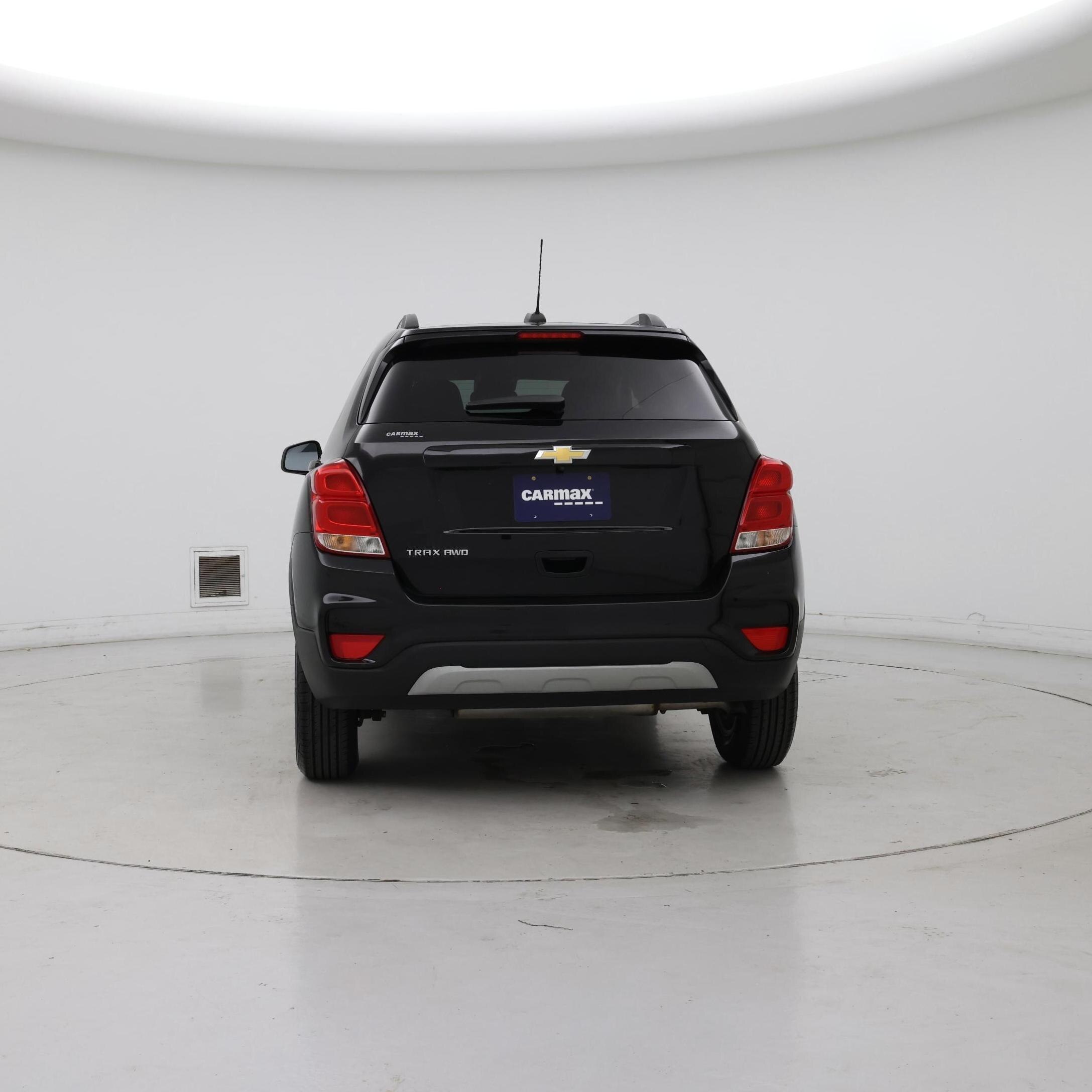 Thumbnail: 2021 Chevrolet Trax - 3