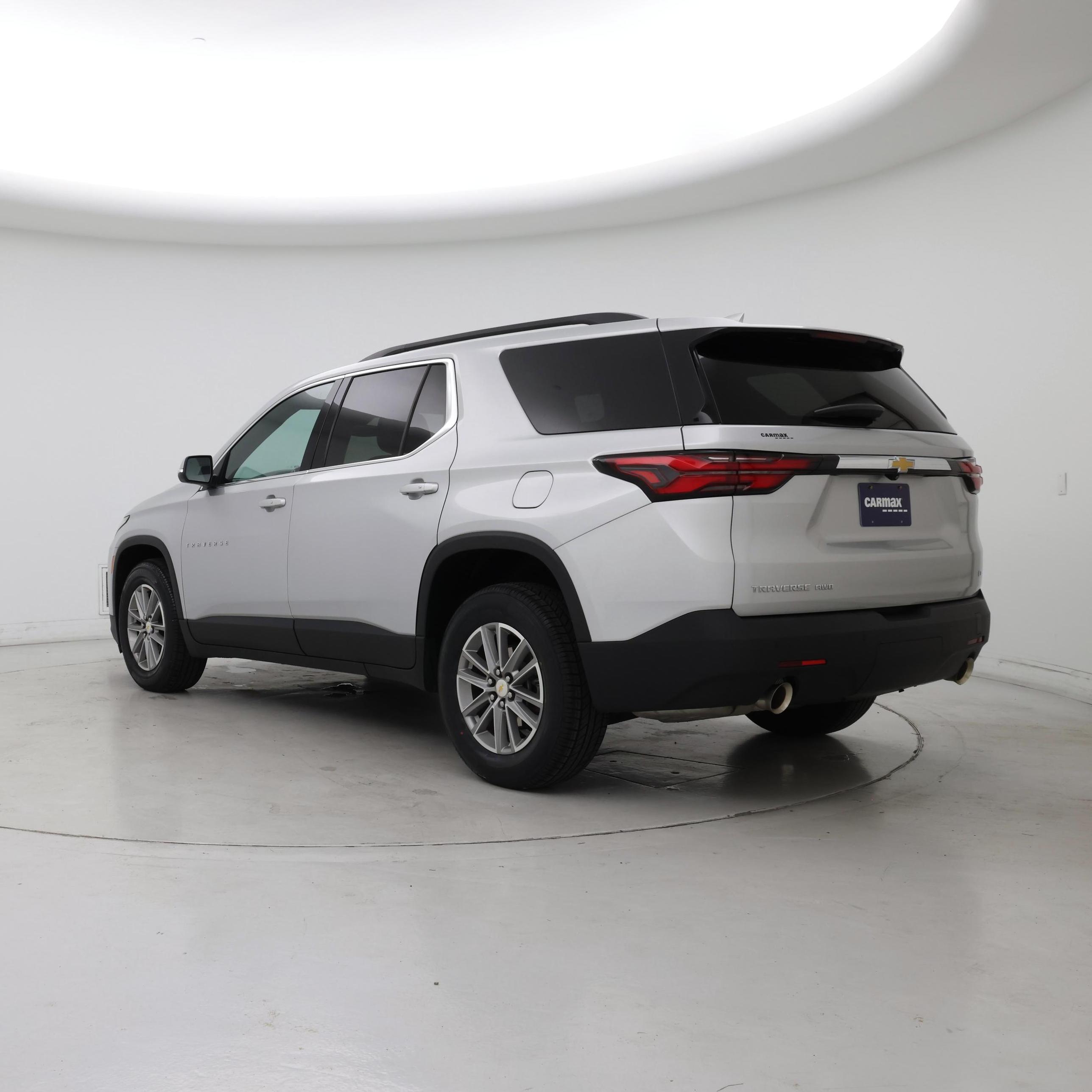 Thumbnail: 2022 Chevrolet Traverse - 2