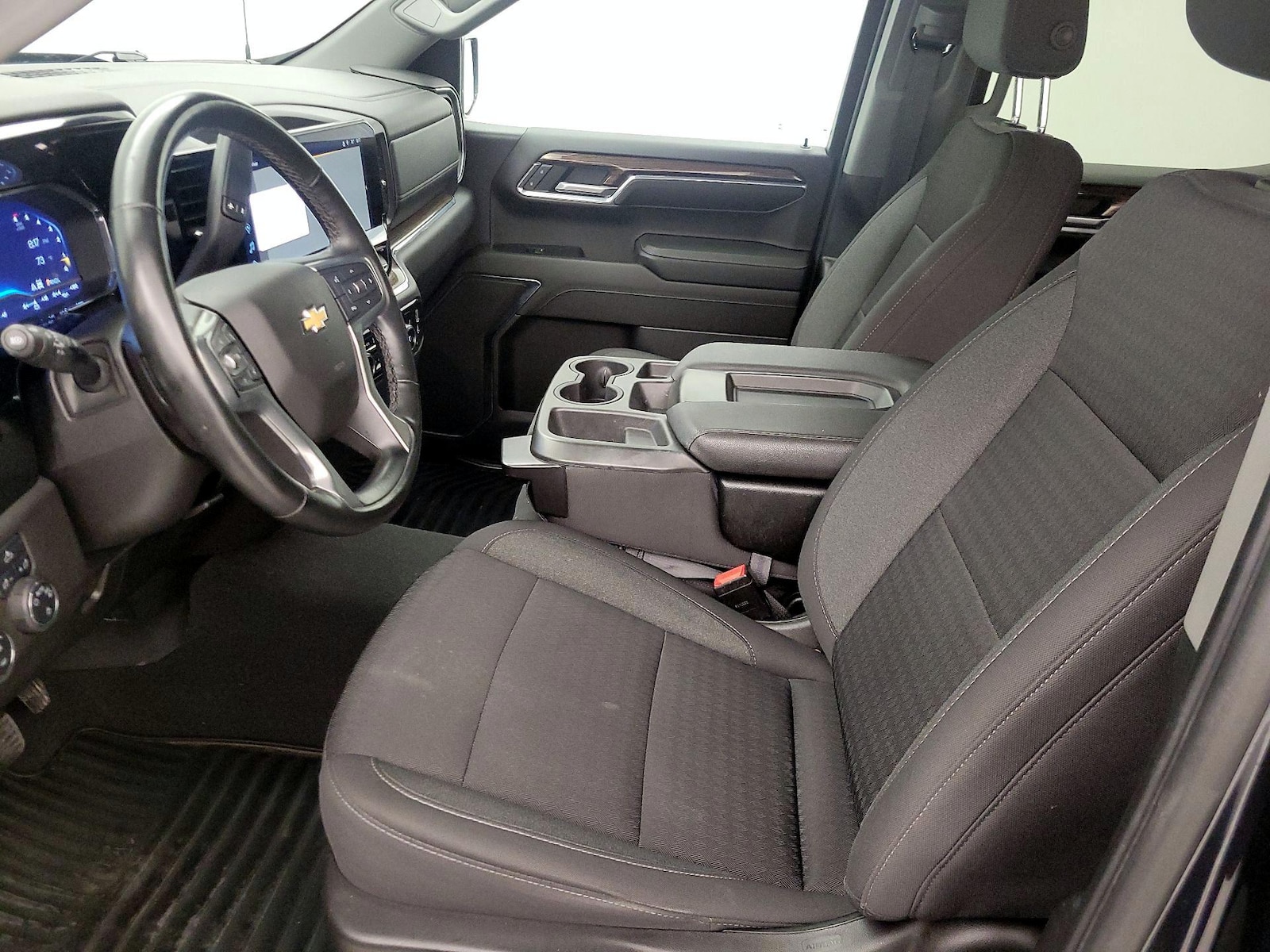 2023 Chevrolet Silverado 1500 LT - Photo 12