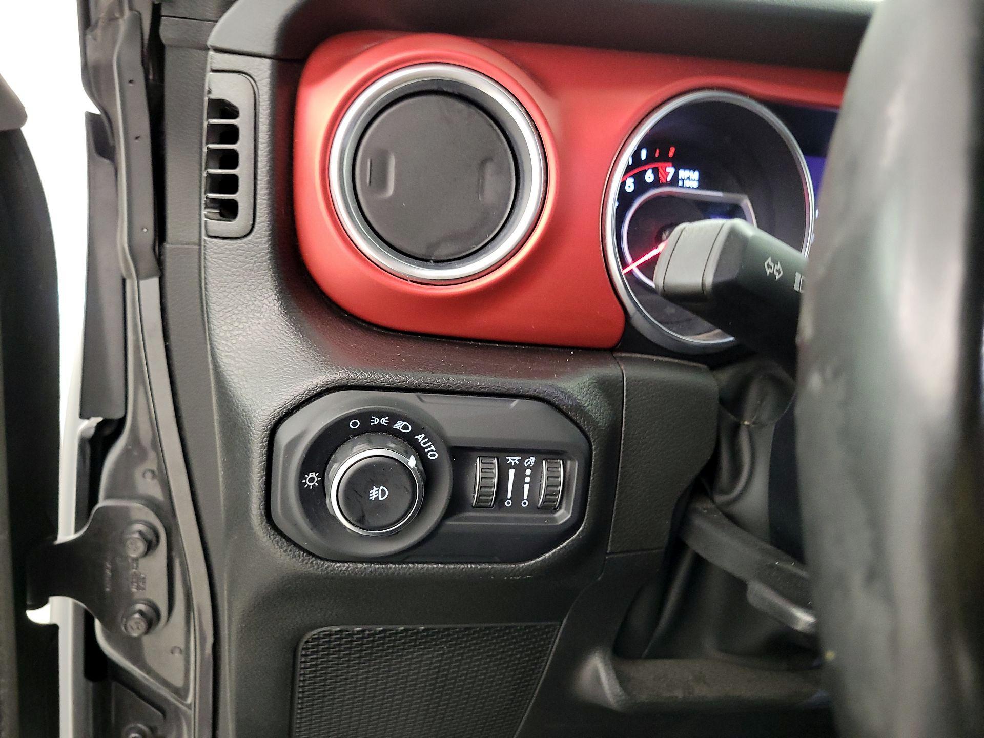 Thumbnail: 2022 Jeep Wrangler - 11