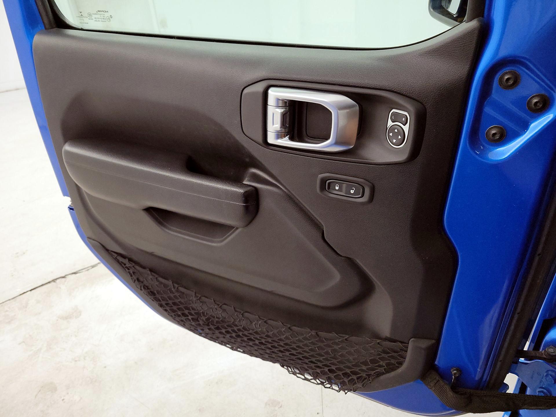 Thumbnail: 2021 Jeep Wrangler - 10