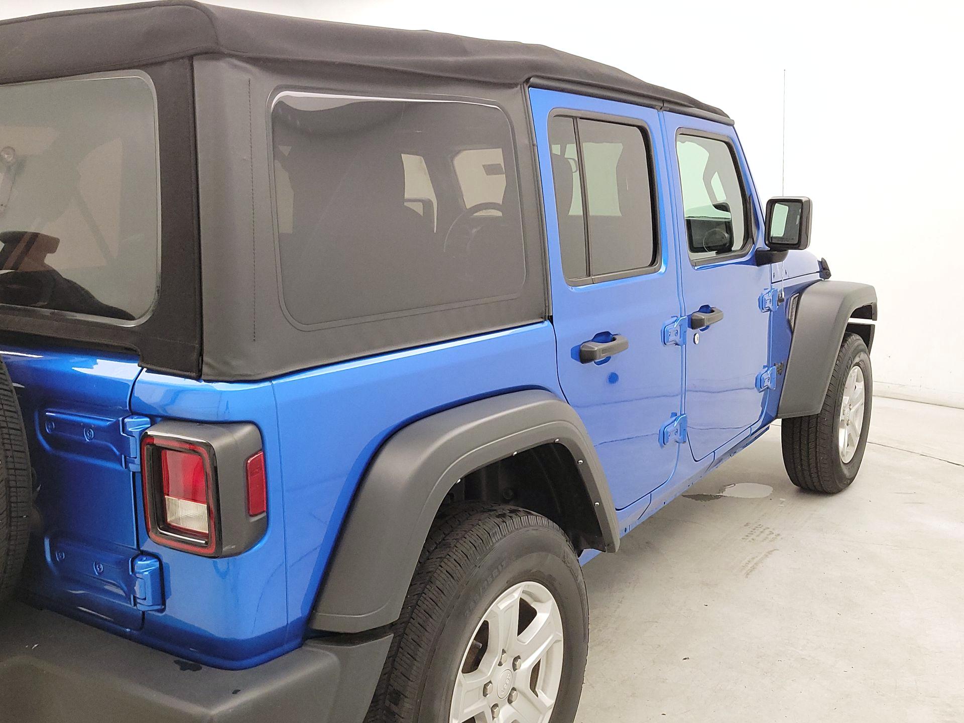 Thumbnail: 2021 Jeep Wrangler - 5