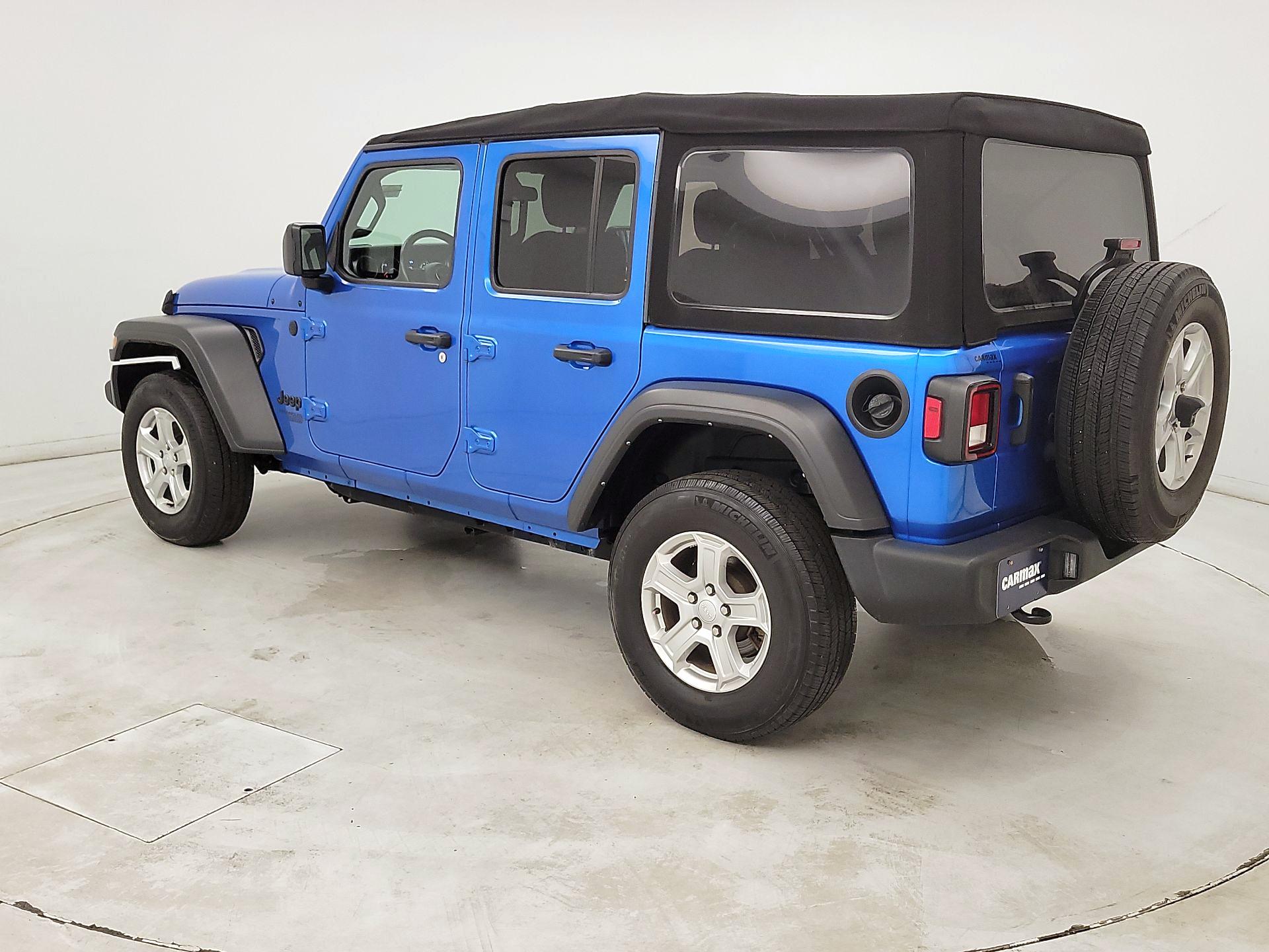 Thumbnail: 2021 Jeep Wrangler - 7
