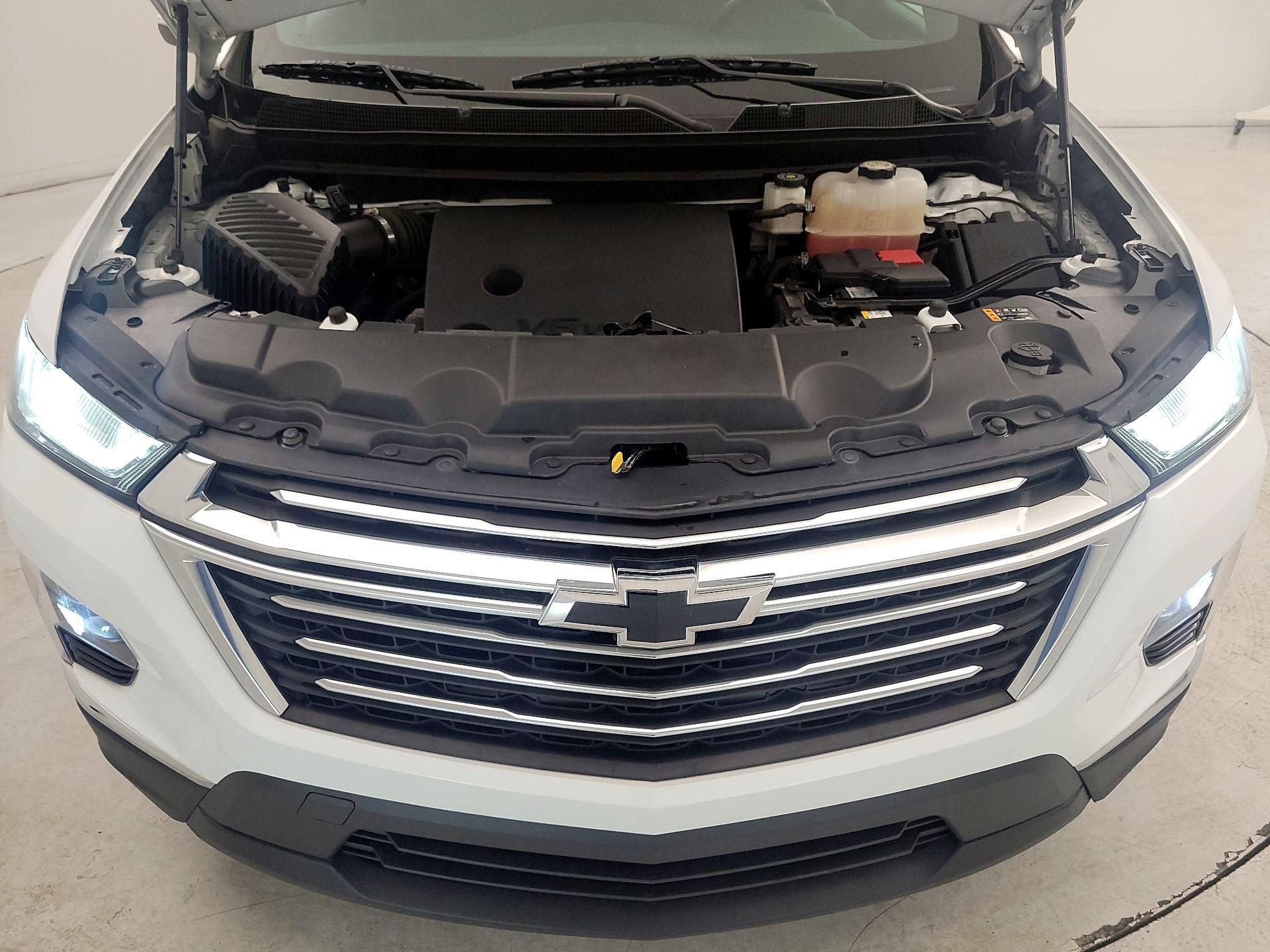 Thumbnail: 2023 Chevrolet Traverse - 19