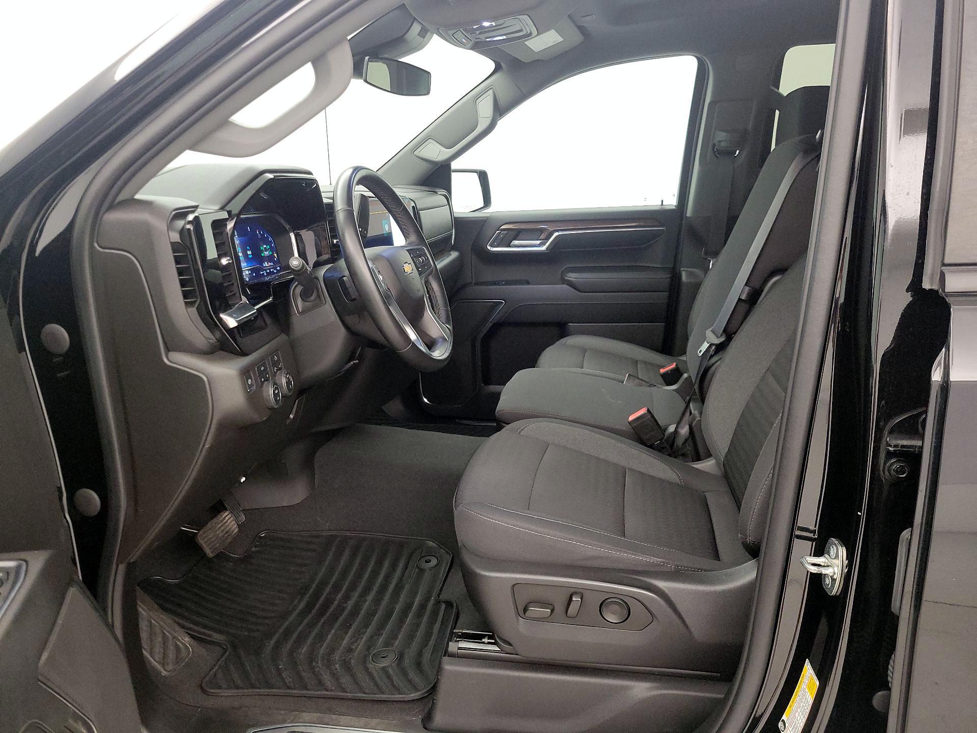 Thumbnail: 2023 Chevrolet Silverado 1500 - 11