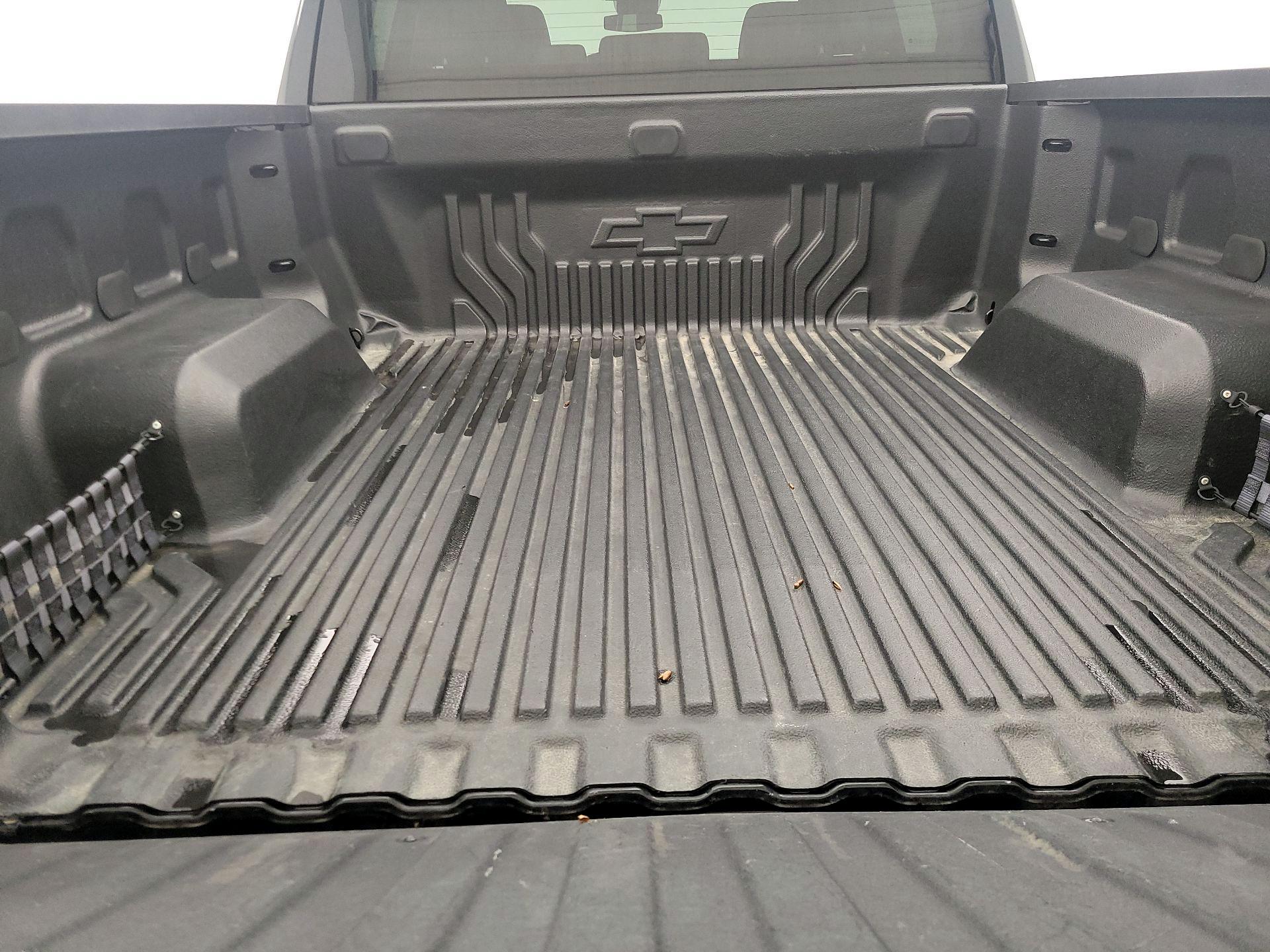 Thumbnail: 2023 Chevrolet Silverado 1500 - 20