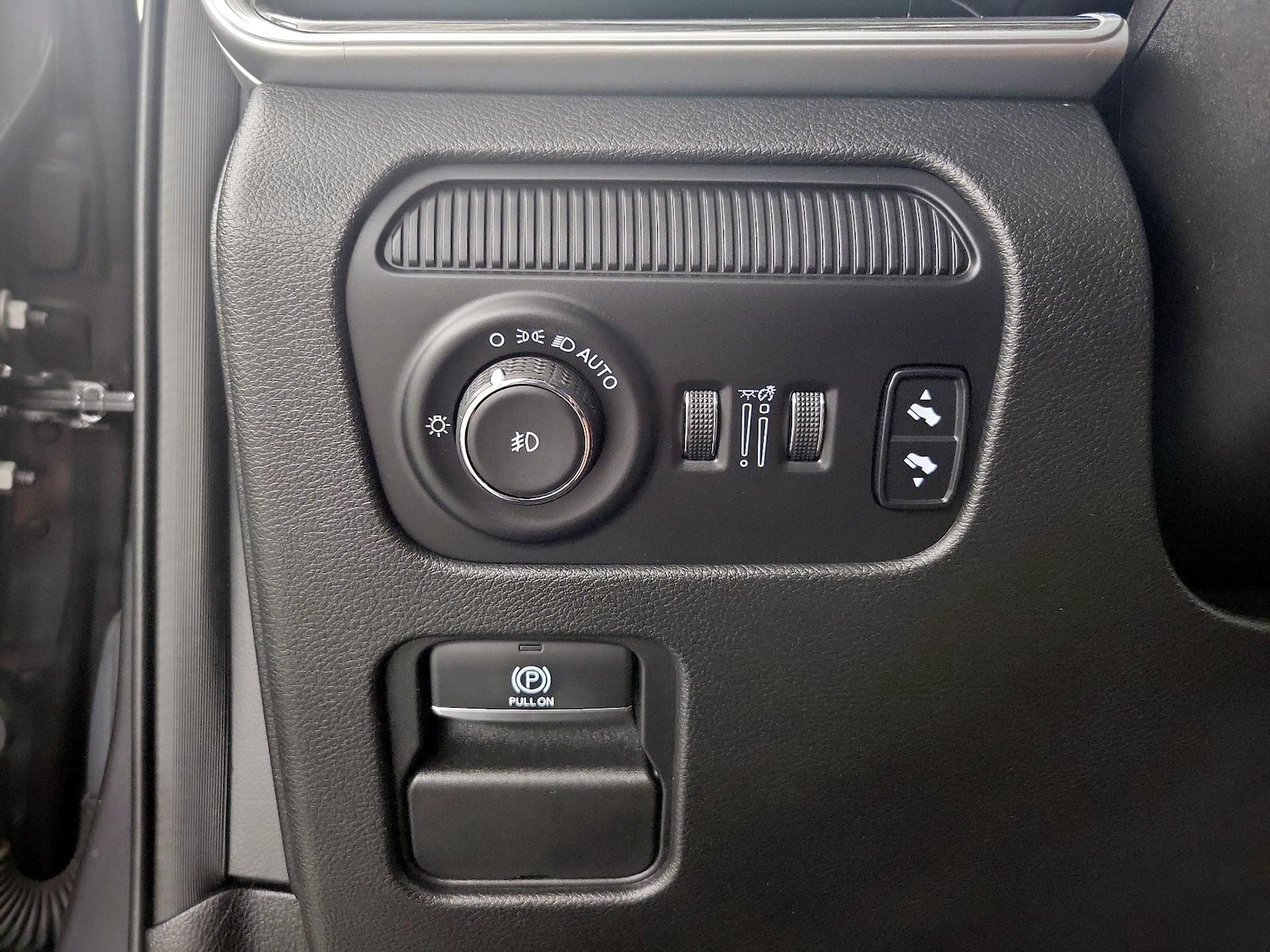 2022 Jeep Wagoneer Series III - Photo 14