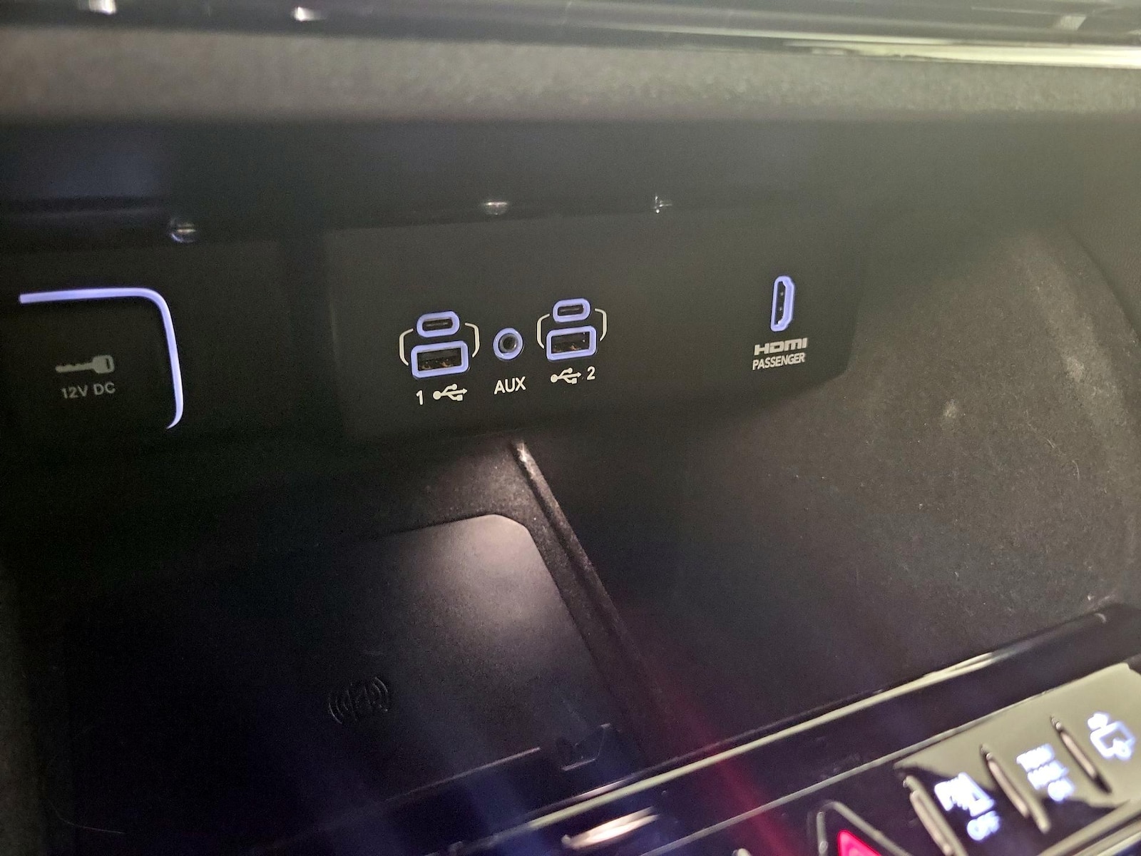 2022 Jeep Wagoneer Series III - Photo 20
