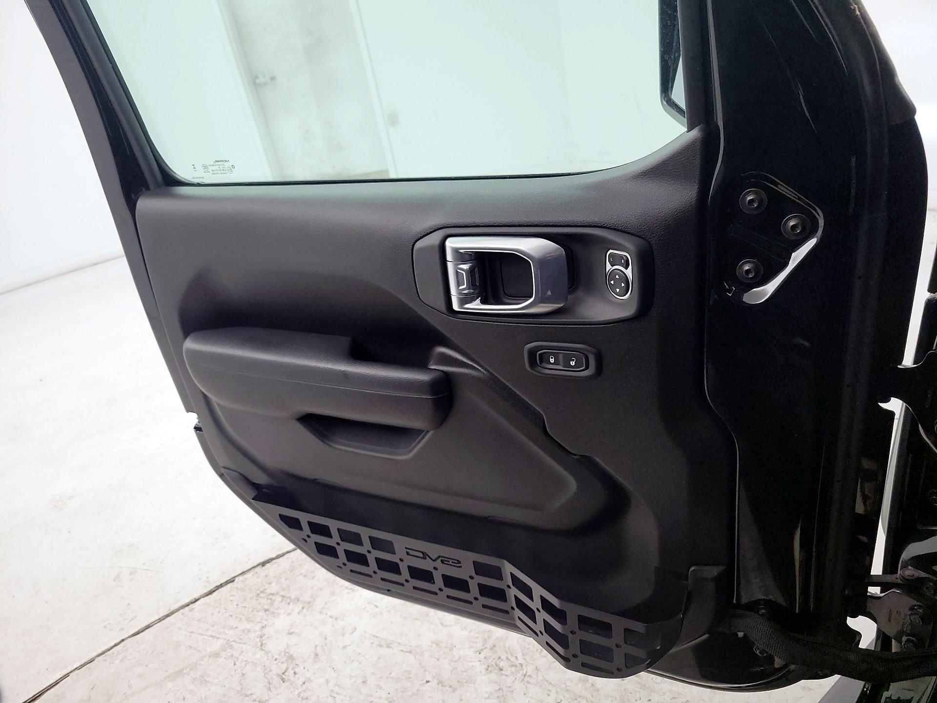Thumbnail: 2024 Jeep Wrangler - 12