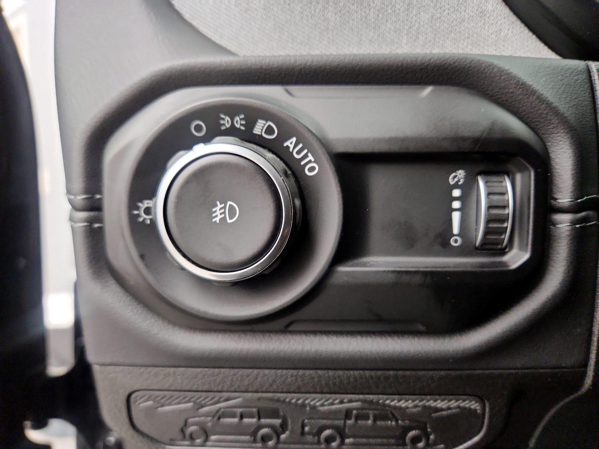 Thumbnail: 2025 Jeep Wrangler - 13