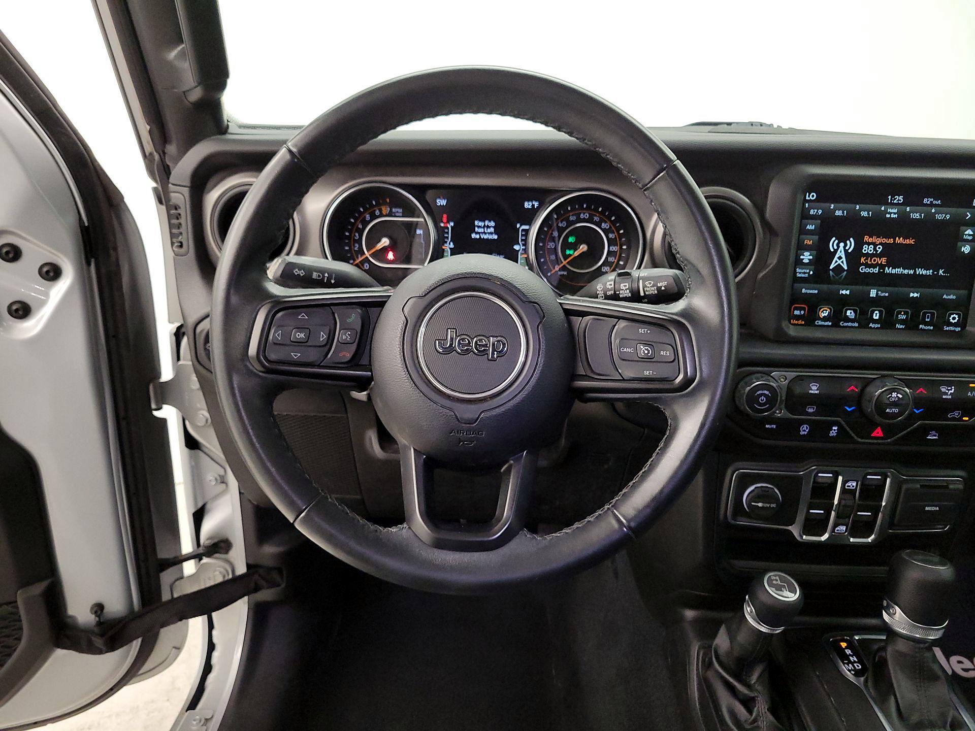 Thumbnail: 2022 Jeep Wrangler - 10