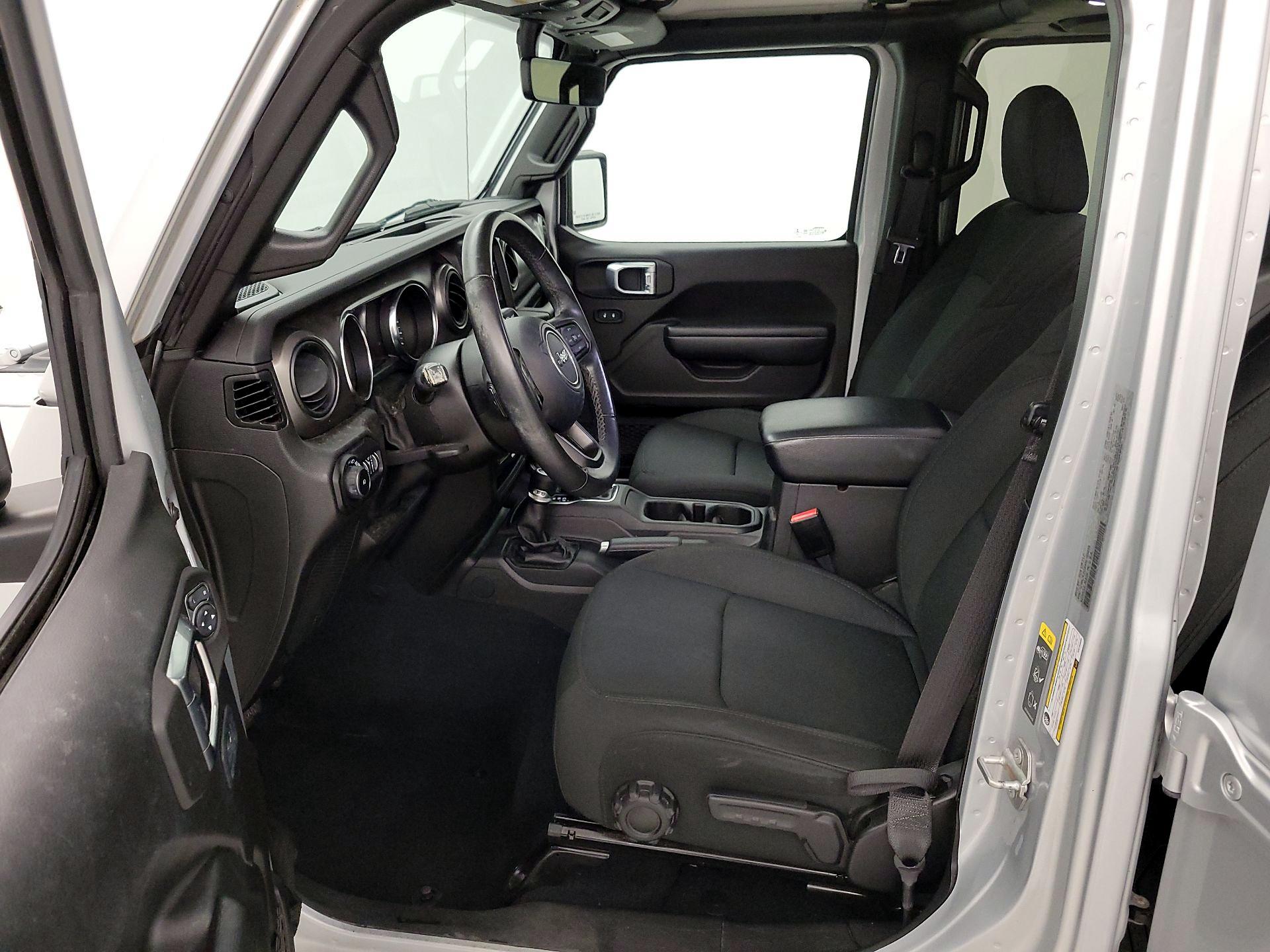 Thumbnail: 2022 Jeep Wrangler - 11