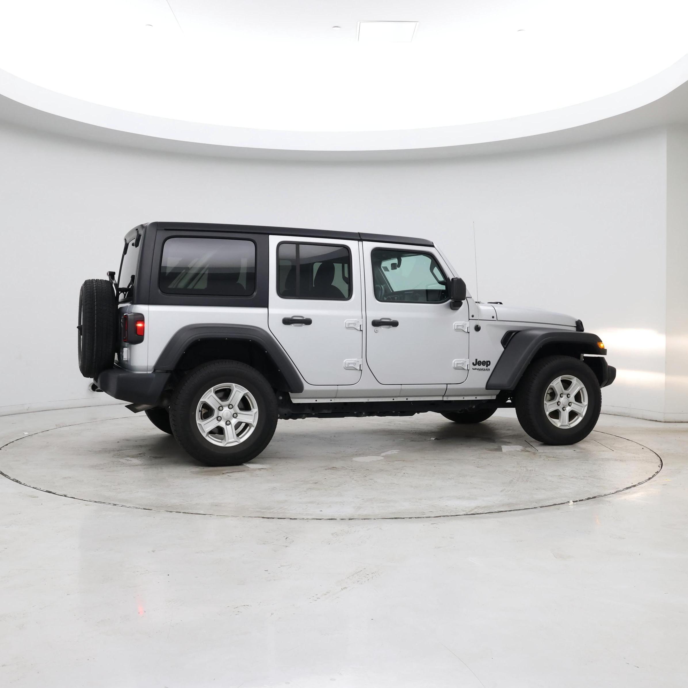 Thumbnail: 2022 Jeep Wrangler - 8