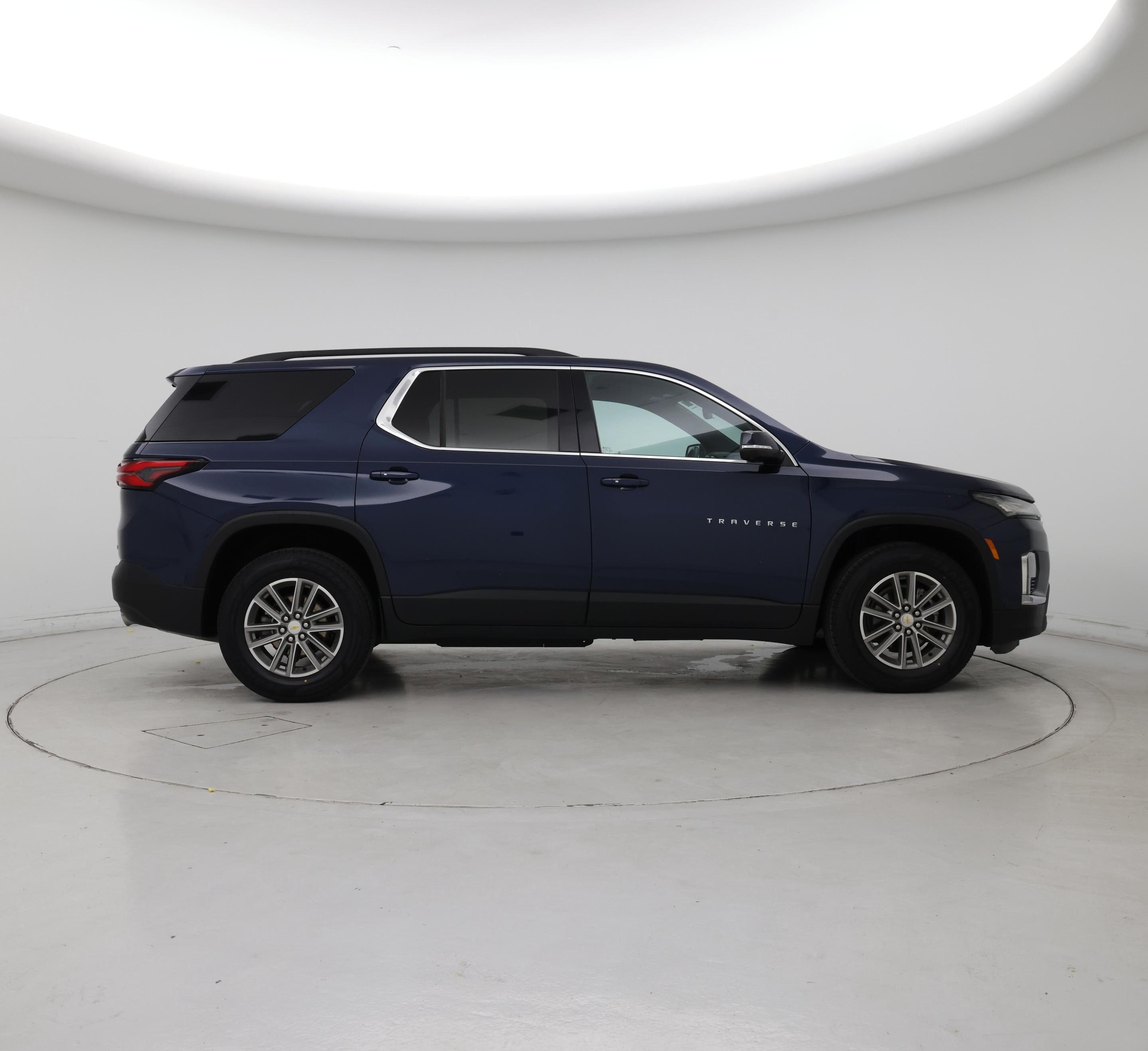 Thumbnail: 2023 Chevrolet Traverse - 7
