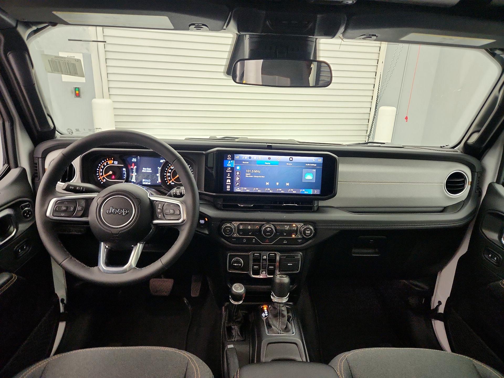 Thumbnail: 2025 Jeep Wrangler - 9