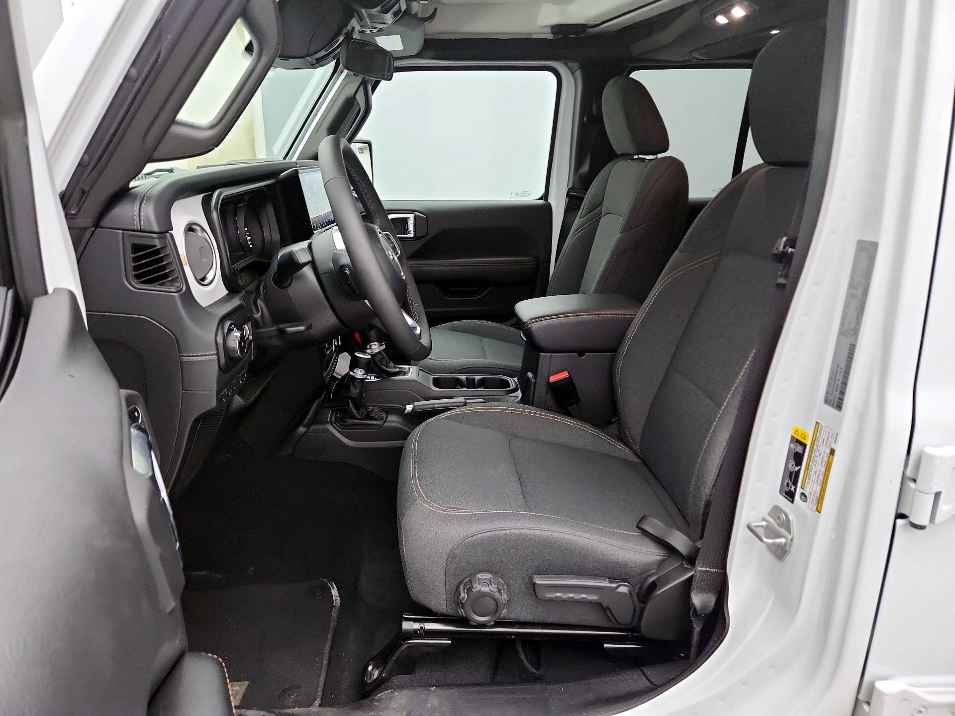 Thumbnail: 2025 Jeep Wrangler - 11