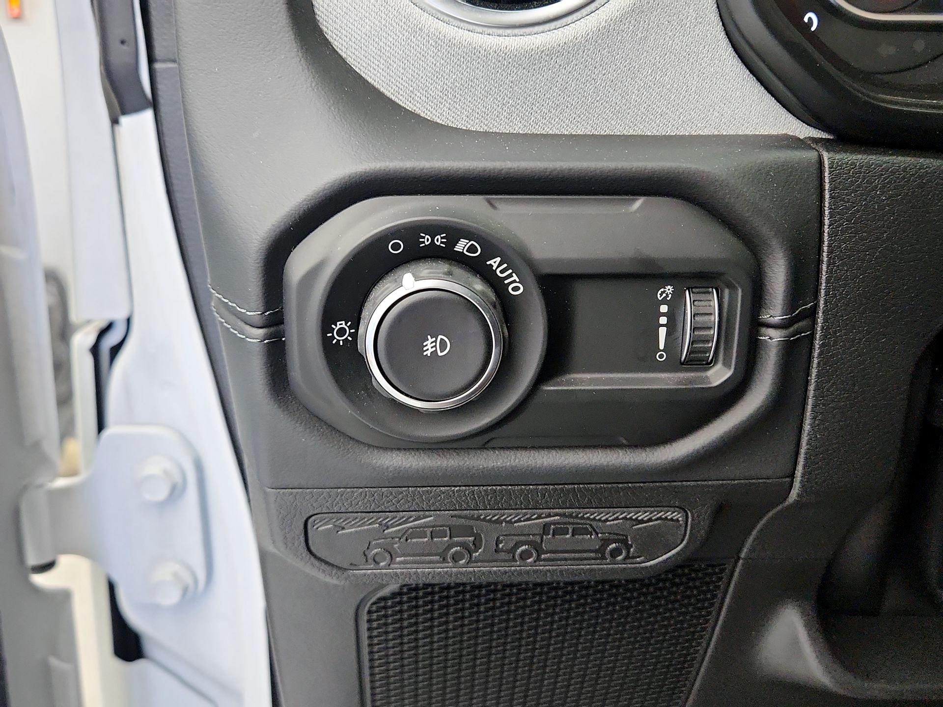 Thumbnail: 2025 Jeep Wrangler - 13