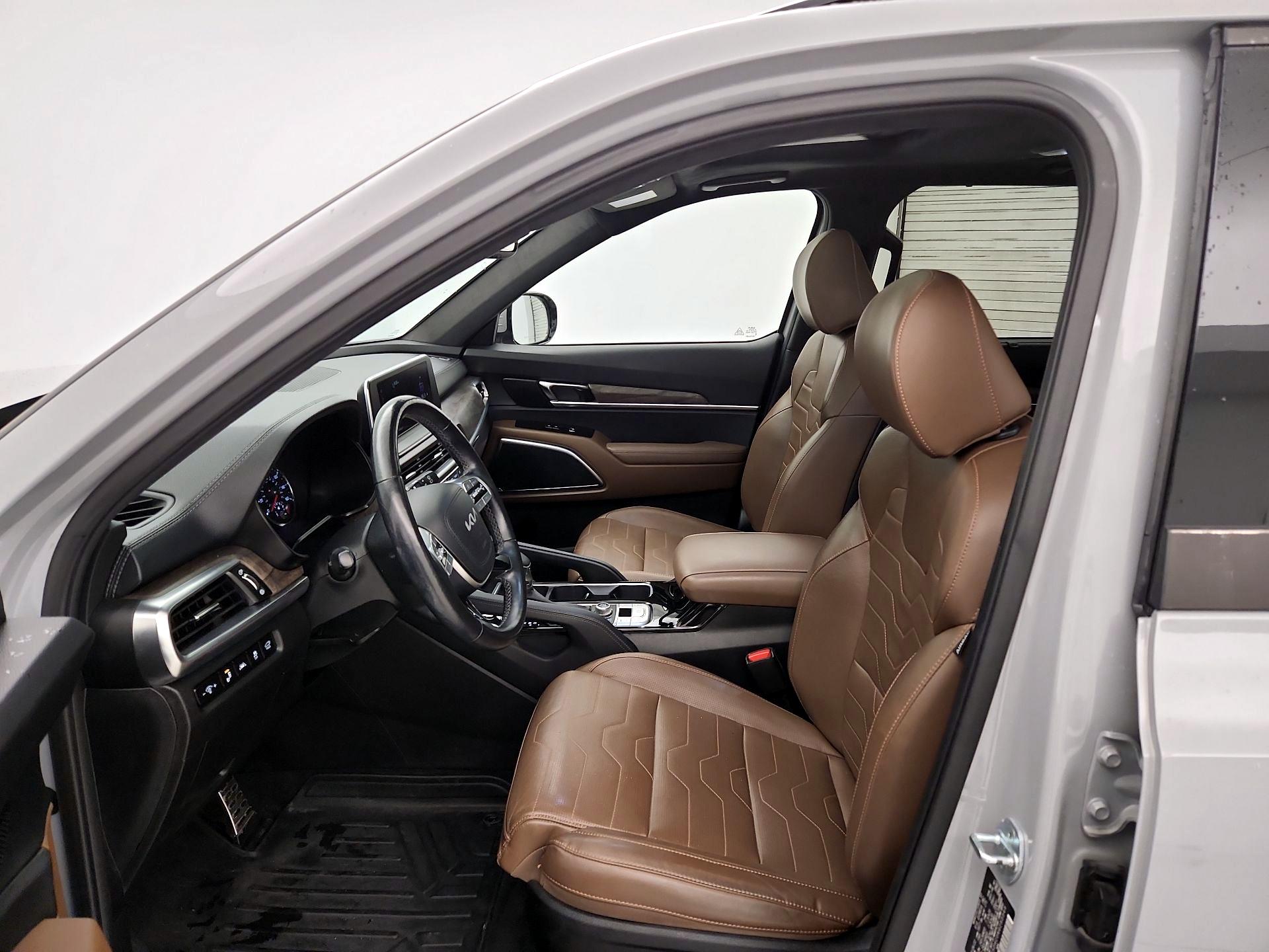 Thumbnail: 2022 Kia Telluride - 11