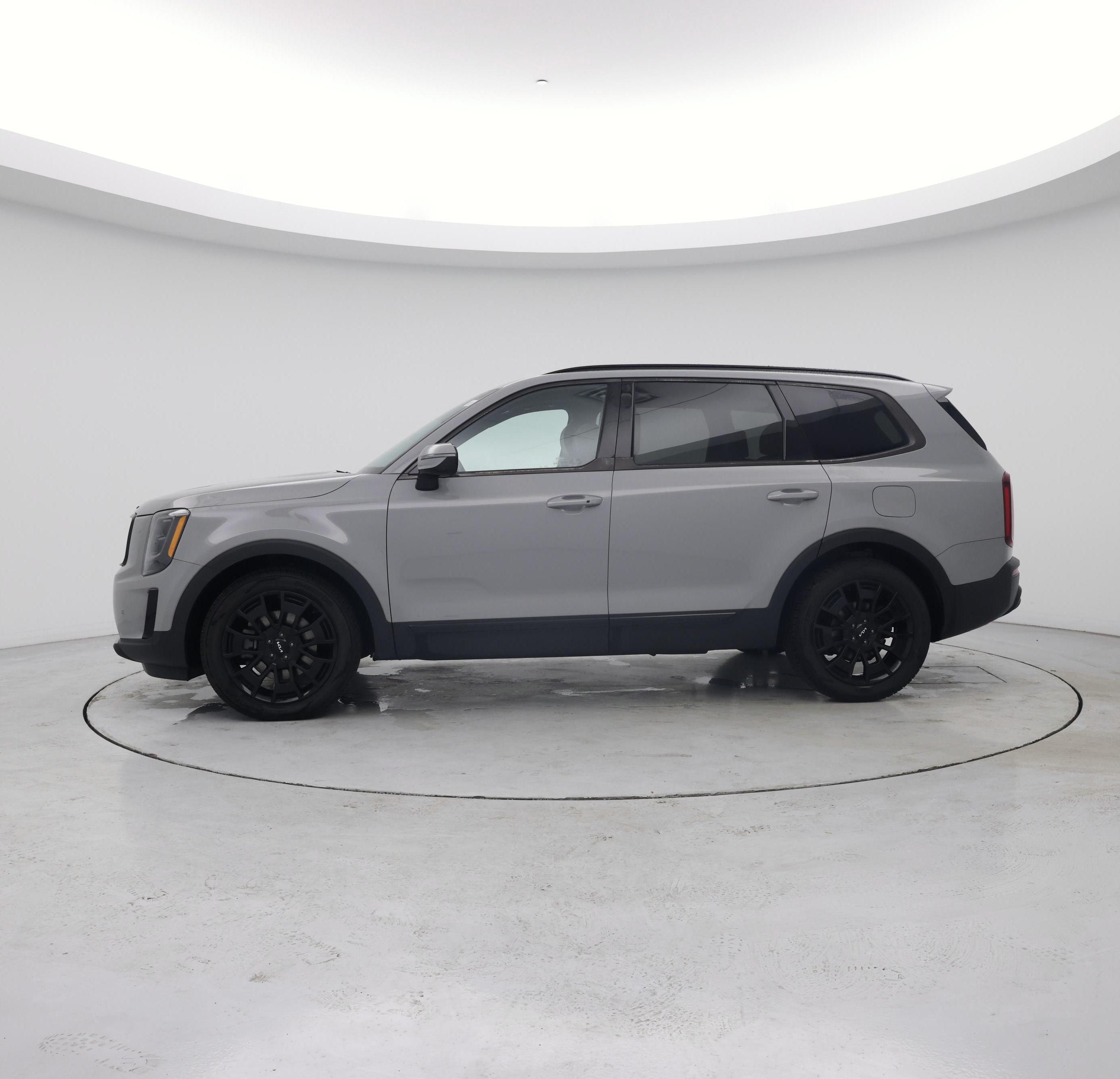Thumbnail: 2022 Kia Telluride - 3