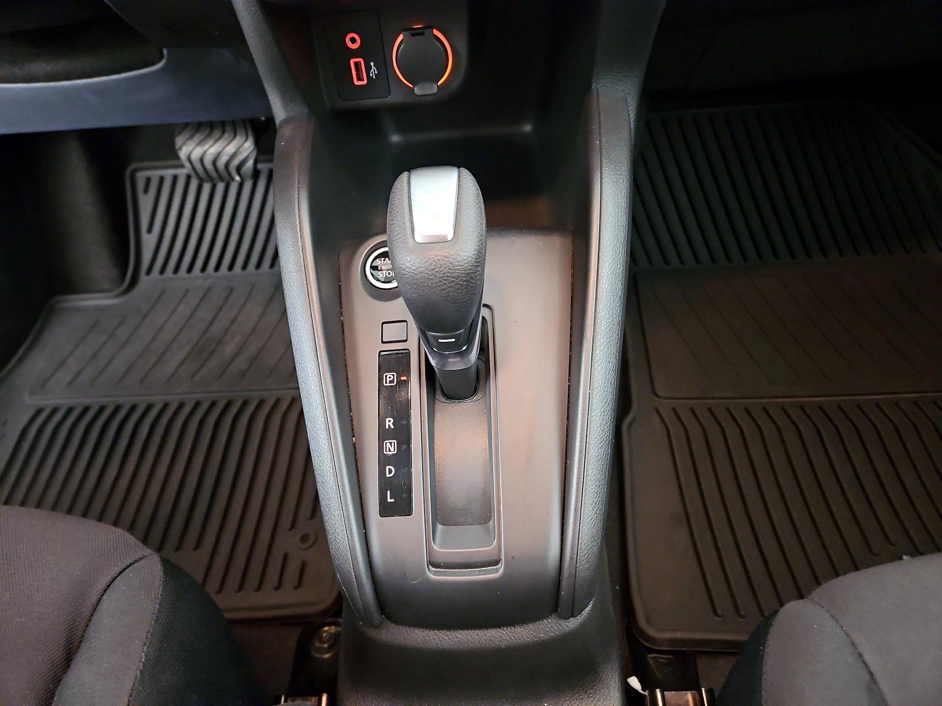 Thumbnail: 2023 Nissan Kicks - 15