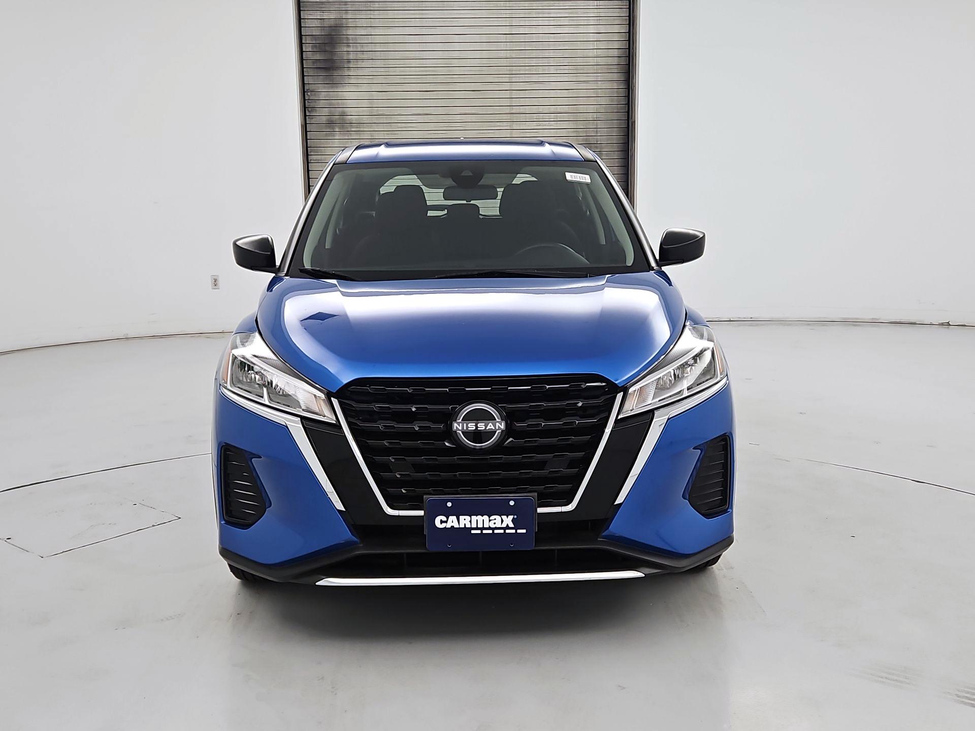 Thumbnail: 2023 Nissan Kicks - 2