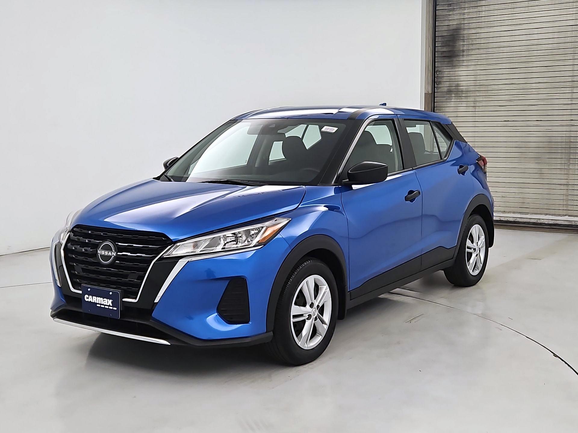 Thumbnail: 2023 Nissan Kicks - 3