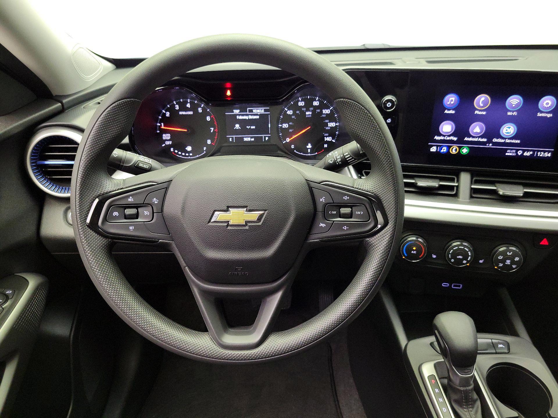 Thumbnail: 2024 Chevrolet Trax - 10