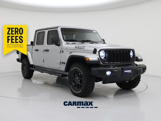 Silver 2024 Jeep Gladiator Pickup Truck Four-Wheel Drive Automatic