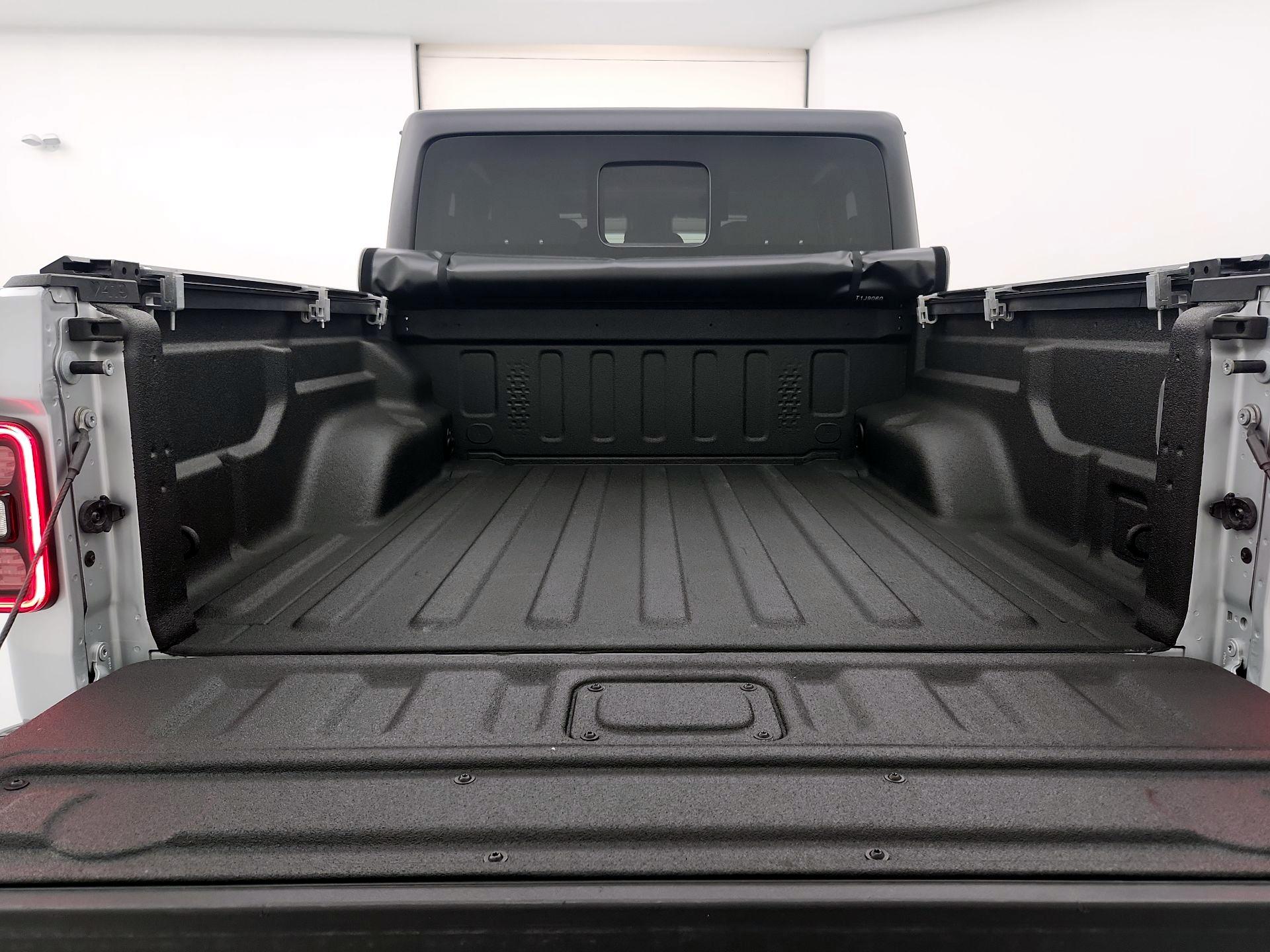 Thumbnail: 2024 Jeep Gladiator - 20