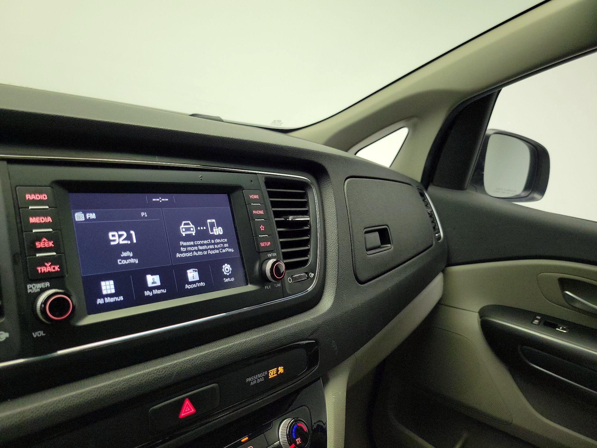 Thumbnail: 2021 Kia Sedona - 15