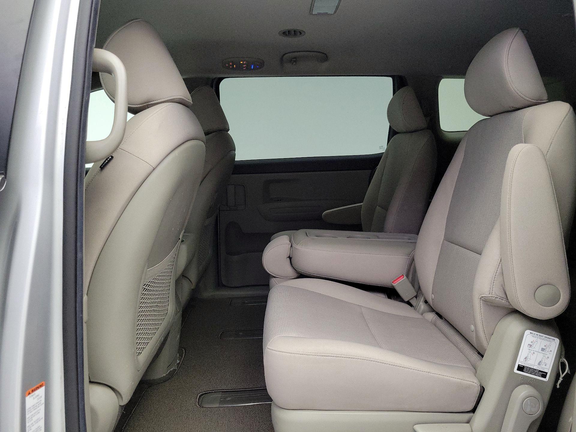 Thumbnail: 2021 Kia Sedona - 19