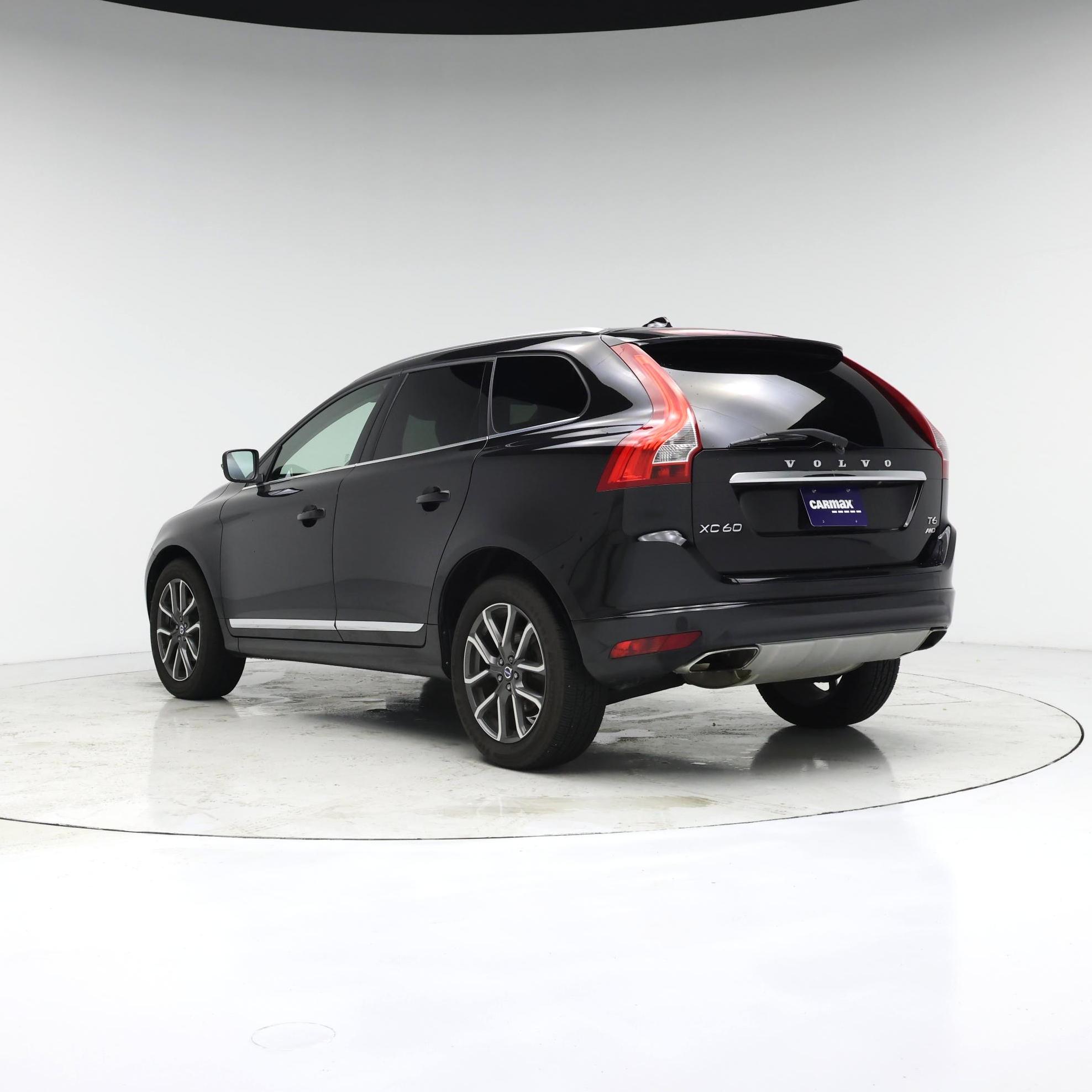 Thumbnail: 2016 Volvo XC60 - 2