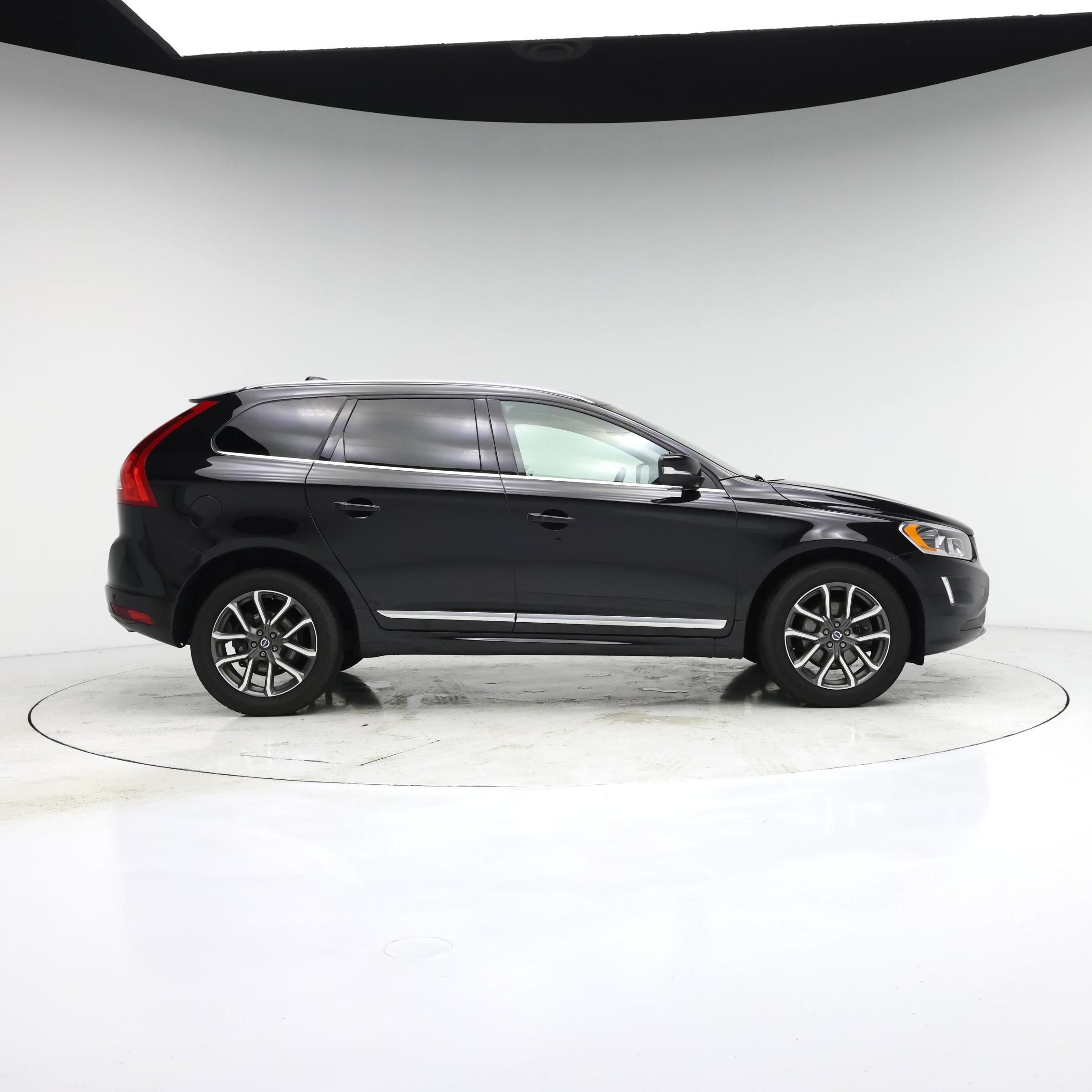 Thumbnail: 2016 Volvo XC60 - 7