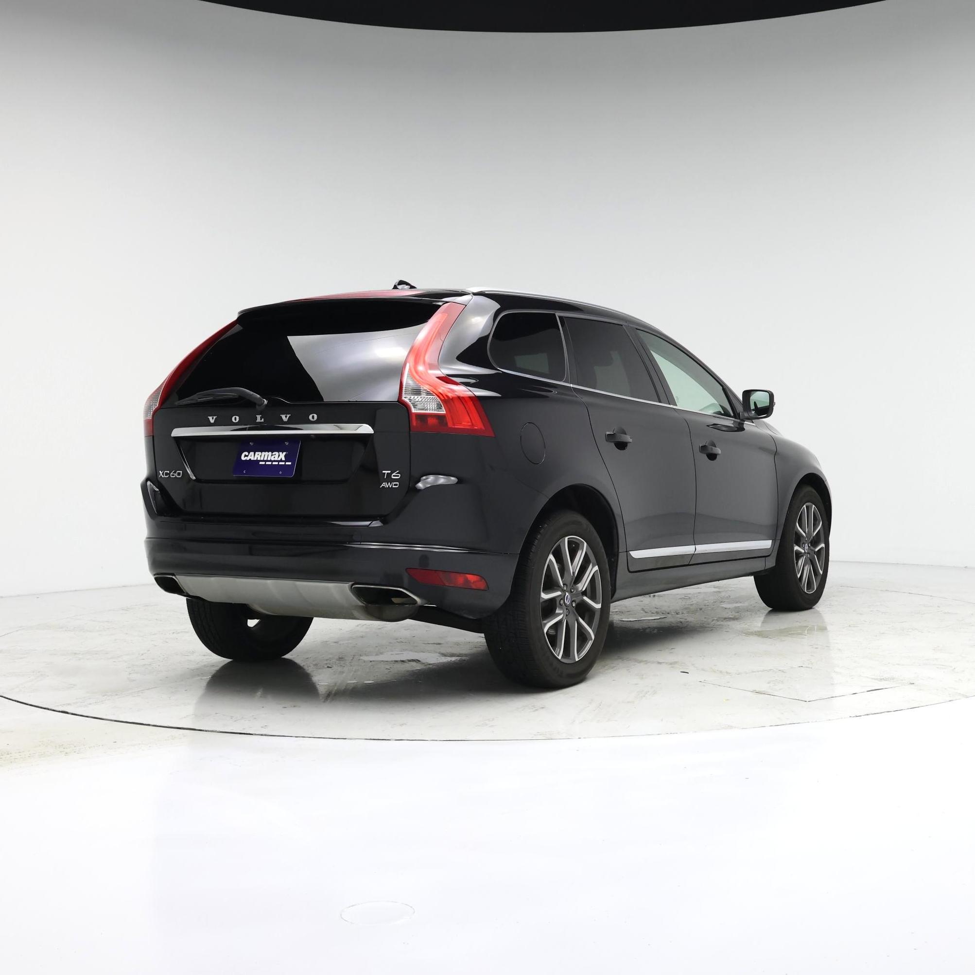 Thumbnail: 2016 Volvo XC60 - 8