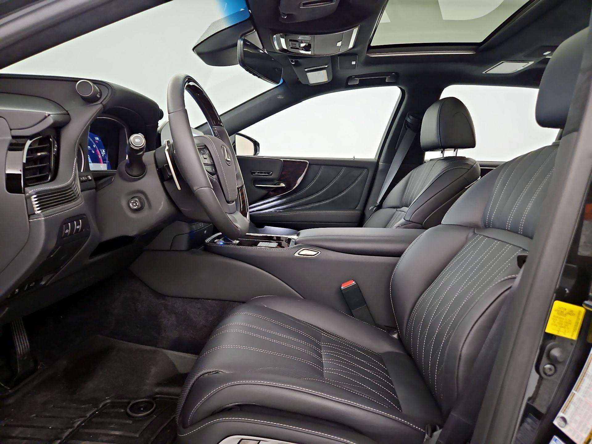 Thumbnail: 2023 Lexus LS - 9