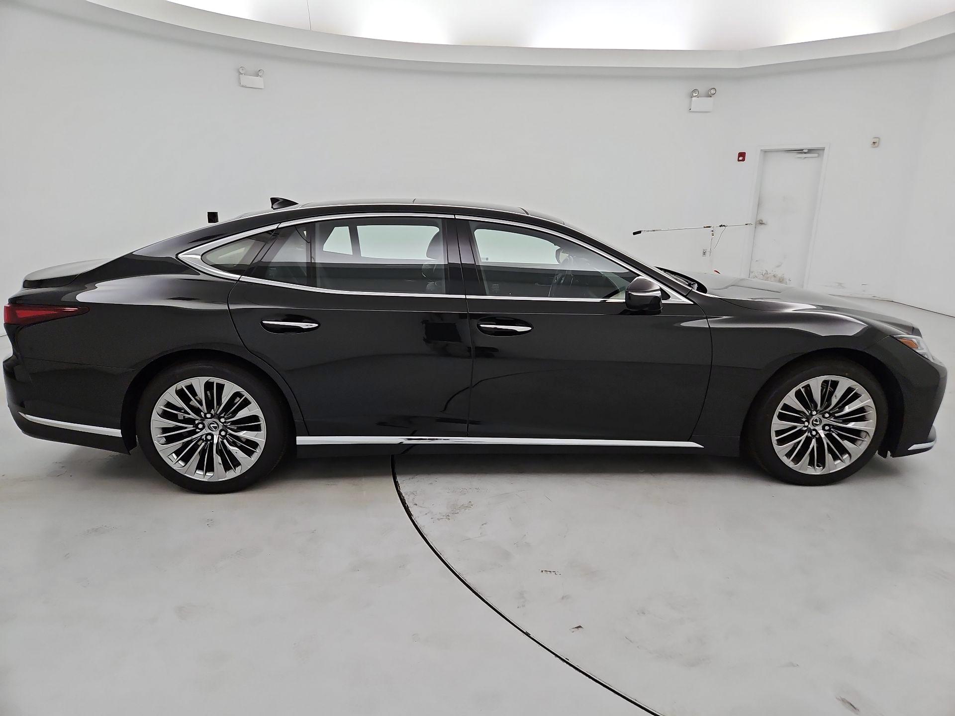 Thumbnail: 2023 Lexus LS - 4