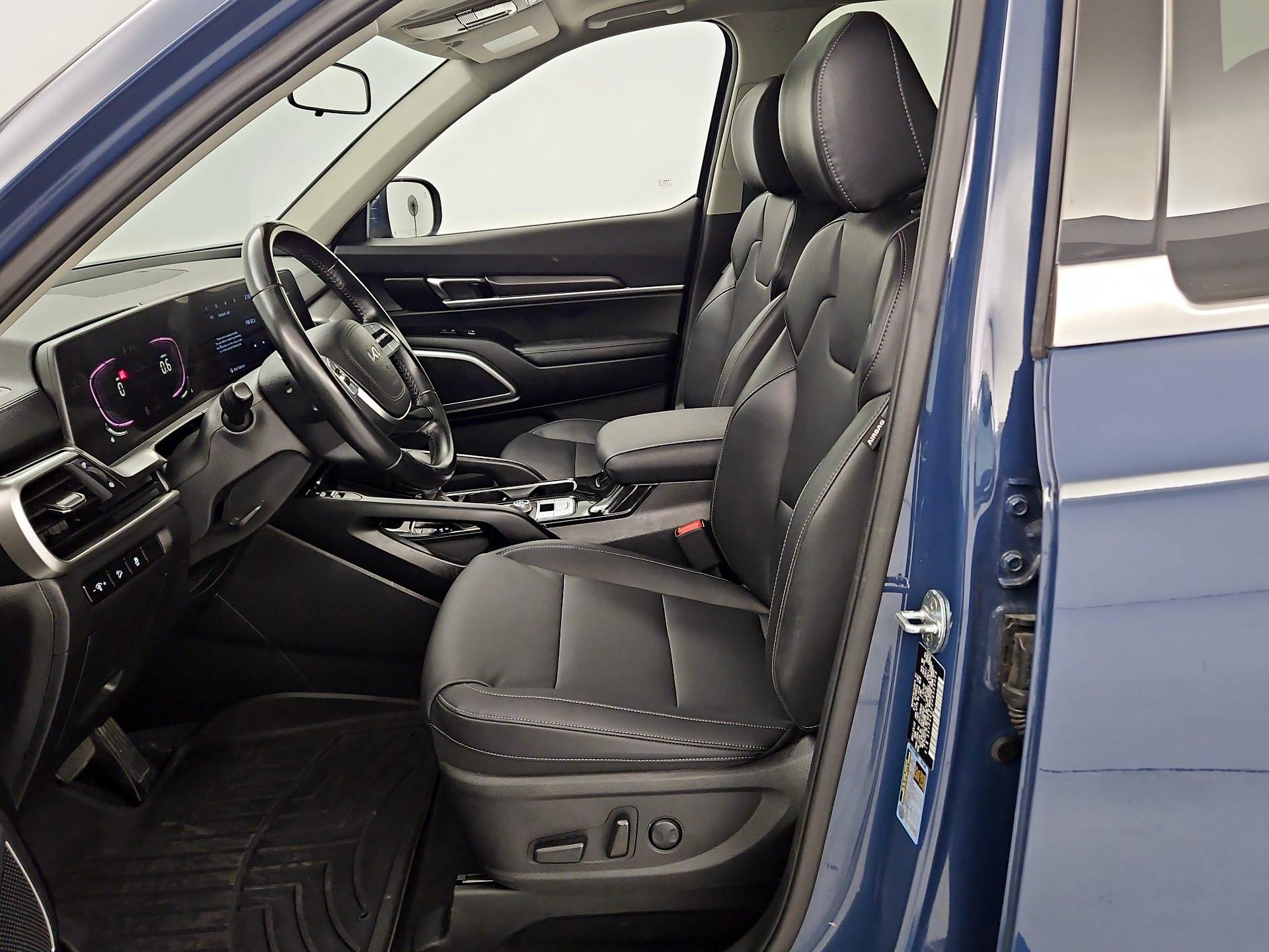 Thumbnail: 2023 Kia Telluride - 9