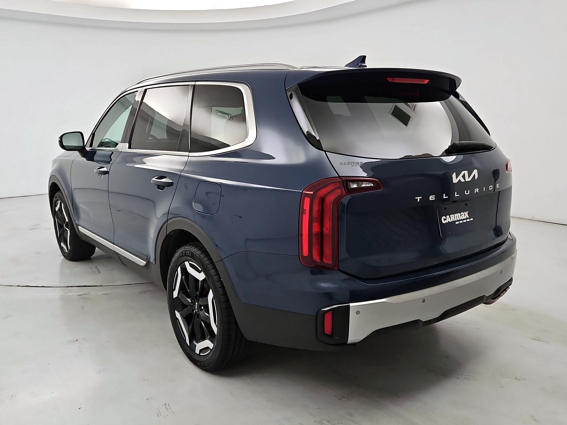 Thumbnail: 2023 Kia Telluride - 7