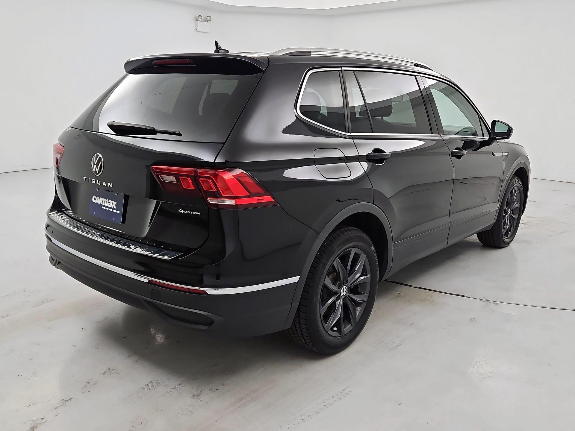 Thumbnail: 2024 Volkswagen Tiguan - 5