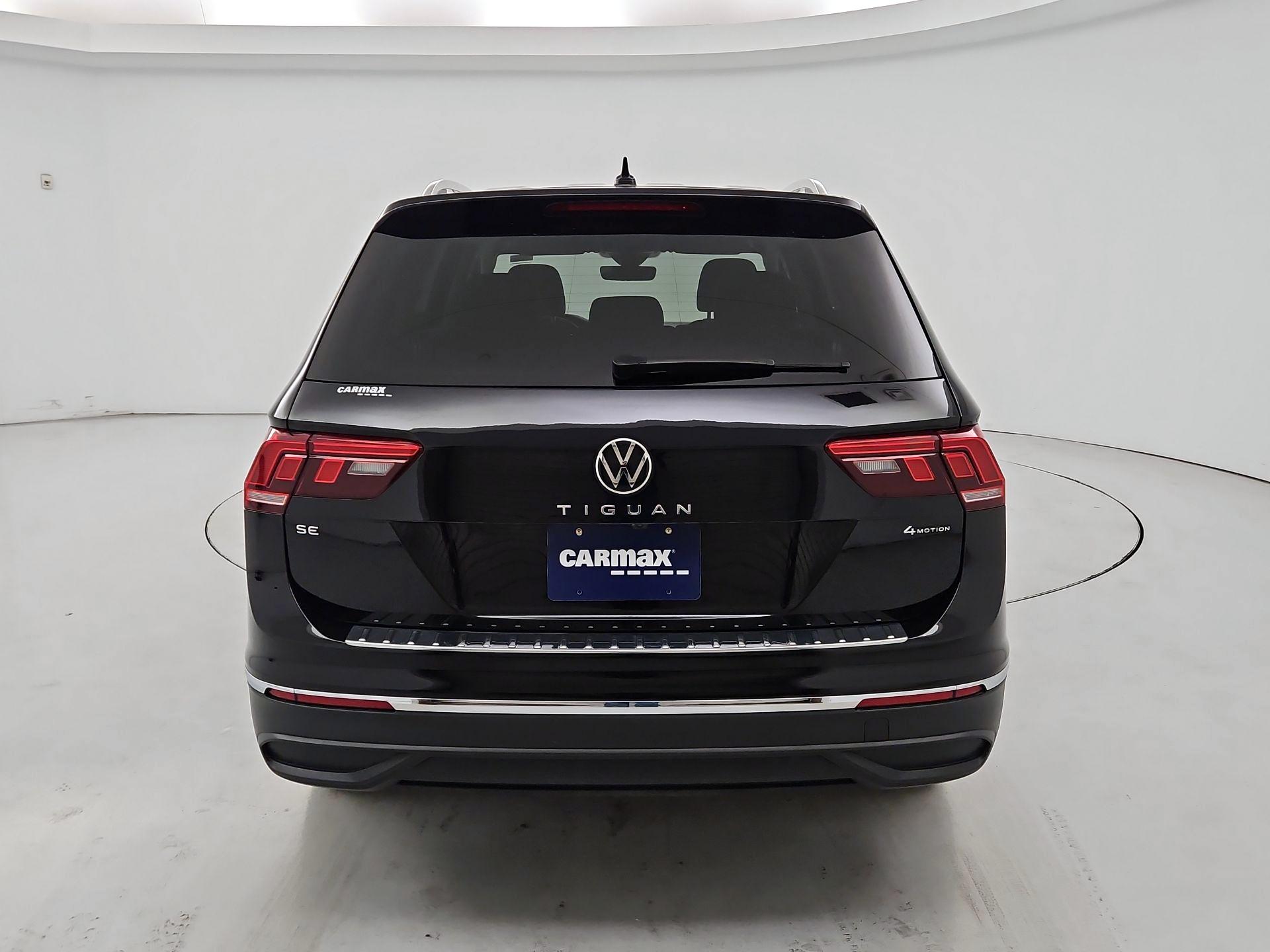 Thumbnail: 2024 Volkswagen Tiguan - 6