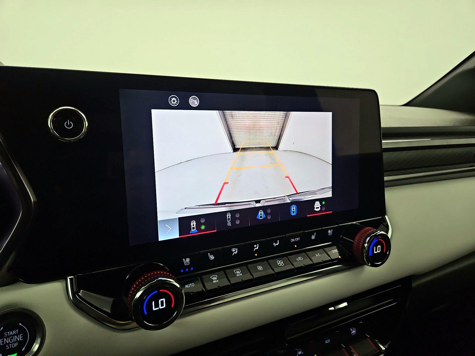 Thumbnail: 2023 GMC Canyon - 12